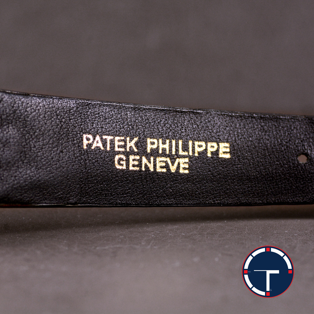 **ขายแล้ว** Patek Philippe Golden Ellipse Ref.3881 หน้าปัดทองคำแกะสลัก ฝังเพชร ตัวเรือนทองคำ หลังเปลือยทองคำแกะสลัก สายหนังแท้ หัวเข็มขัดแท้ ไขลาน ขนาด 32 x 27 mm