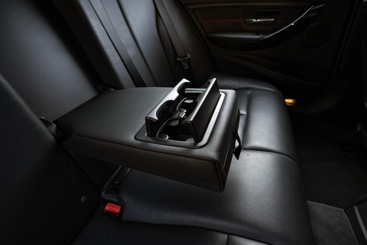 BMW 320d Sport โฉม F30 ปี 2014