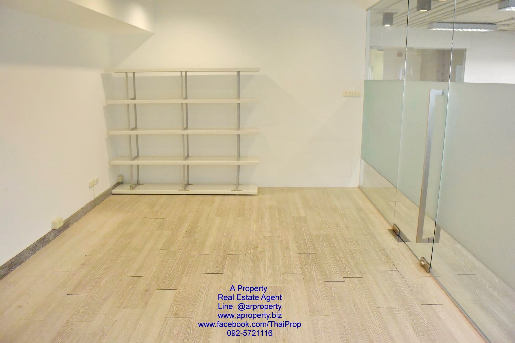 ให้เช่า Office เฉพาะชั้น ในซอยอารีย์