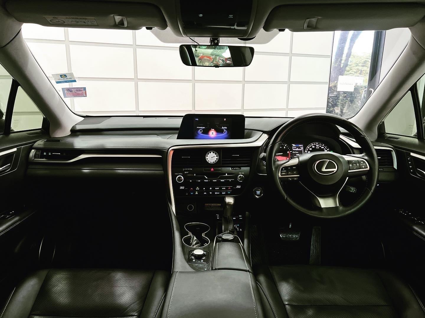 Lexus RX200t 2.0 Luxury เบนซินเทอร์โบ ปี 2016