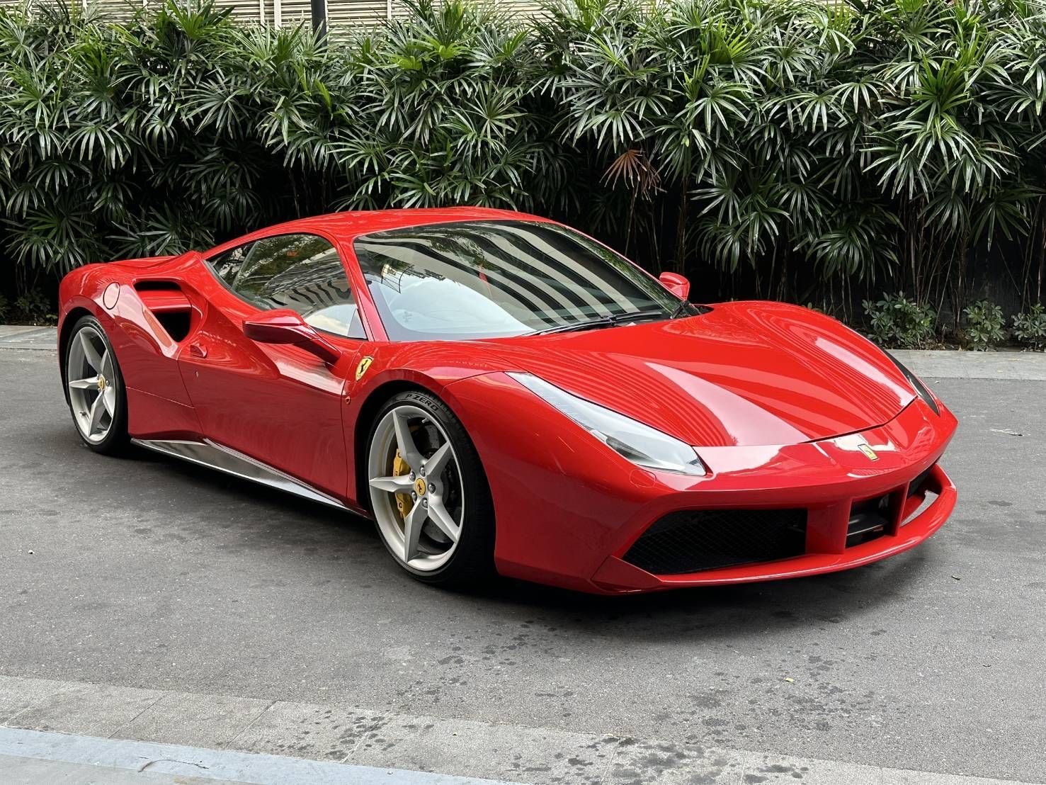 FERRARI 488 GTB ปี 2015