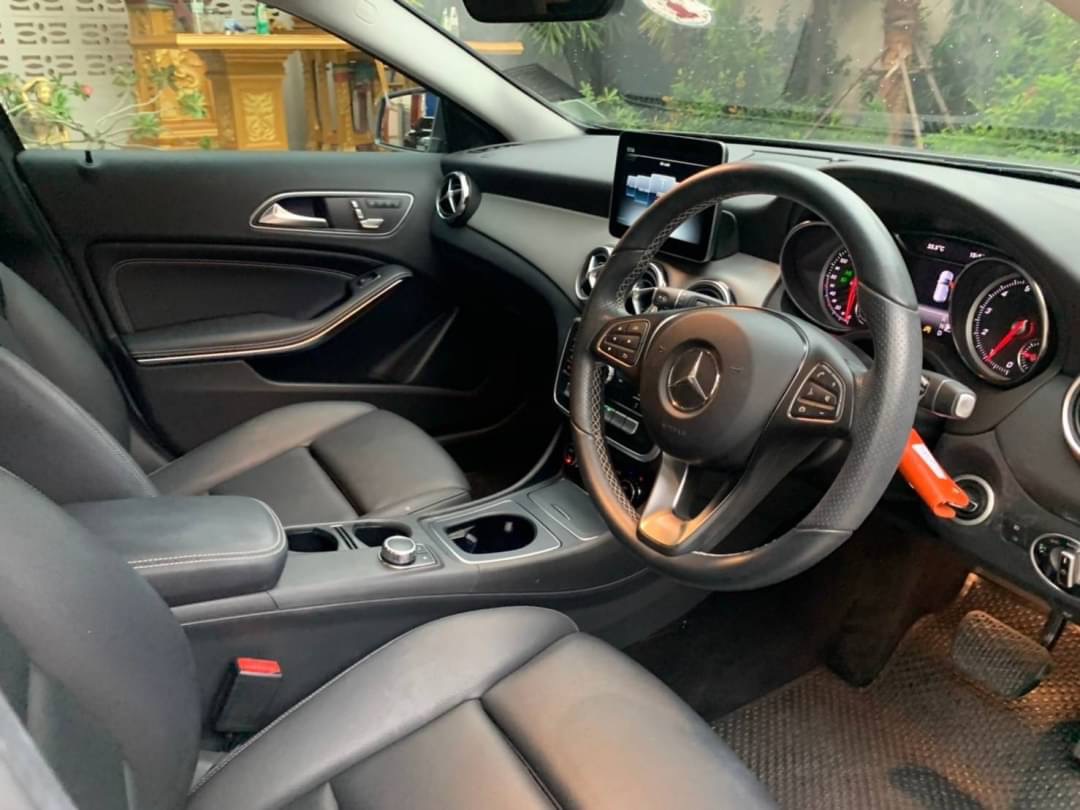 Mercedes Benz GLA200 ปี2018