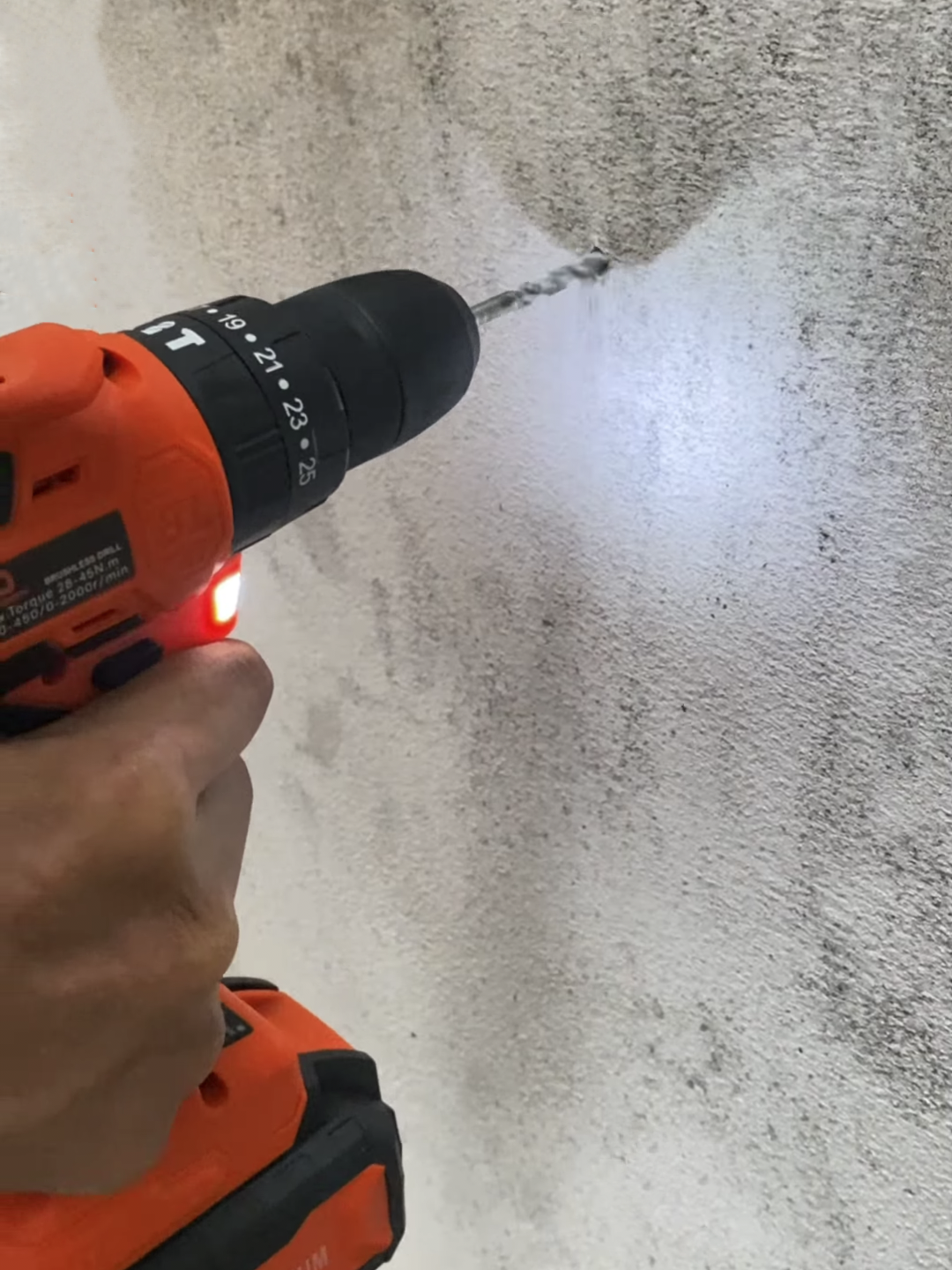 สว่านแบตกระแทก บรัสเลส ONSEN 128V