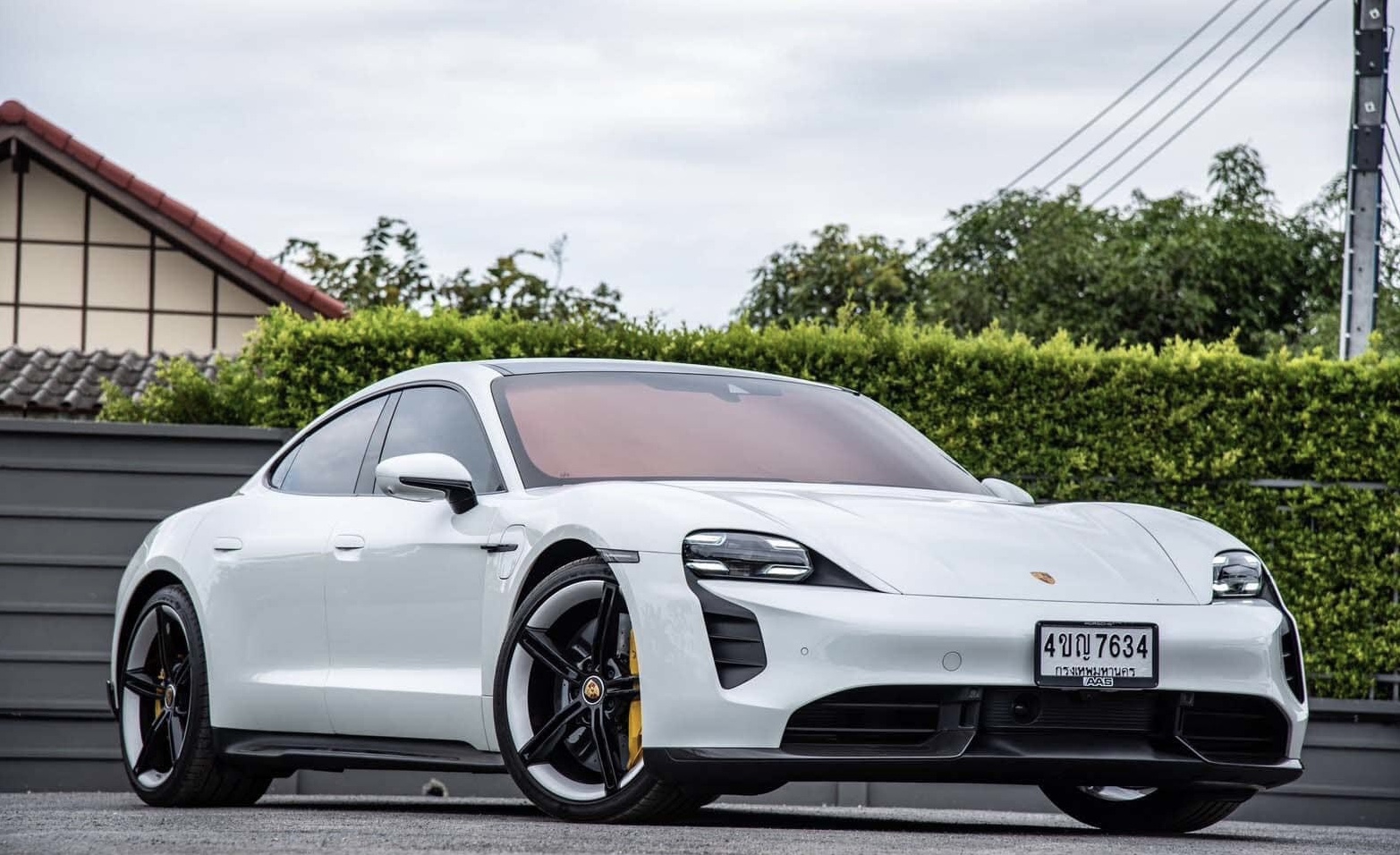 Porsche Taycan Turbo S ปี 2021