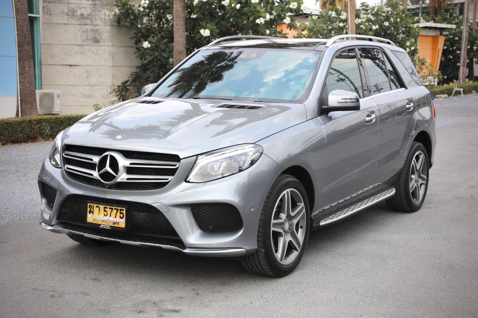 ขาย Mercedes Benz GLE250d AMG ปี 2017
