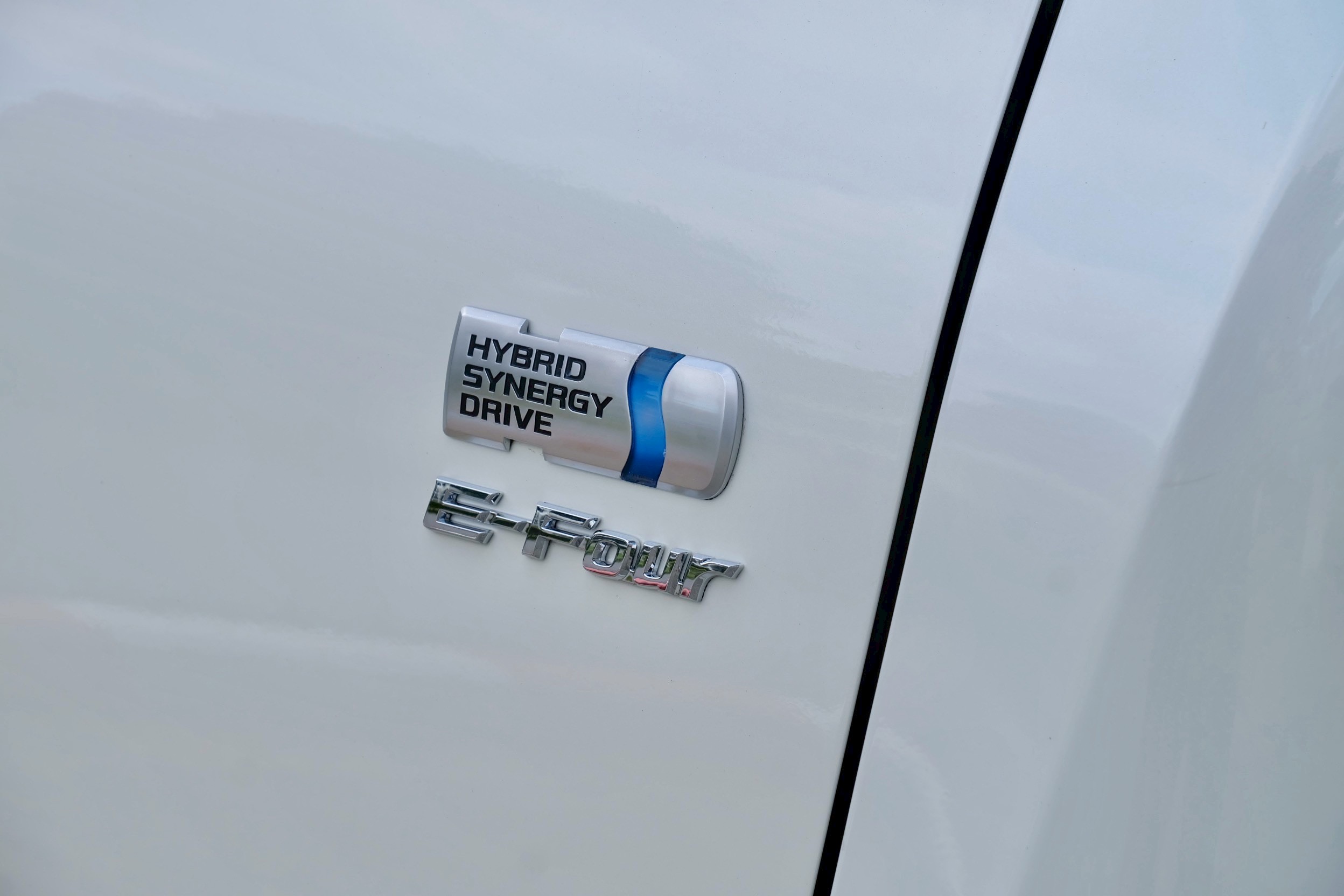 Toyota Alphard 2.5 Exclusive Lounge E-Four ปี 2015