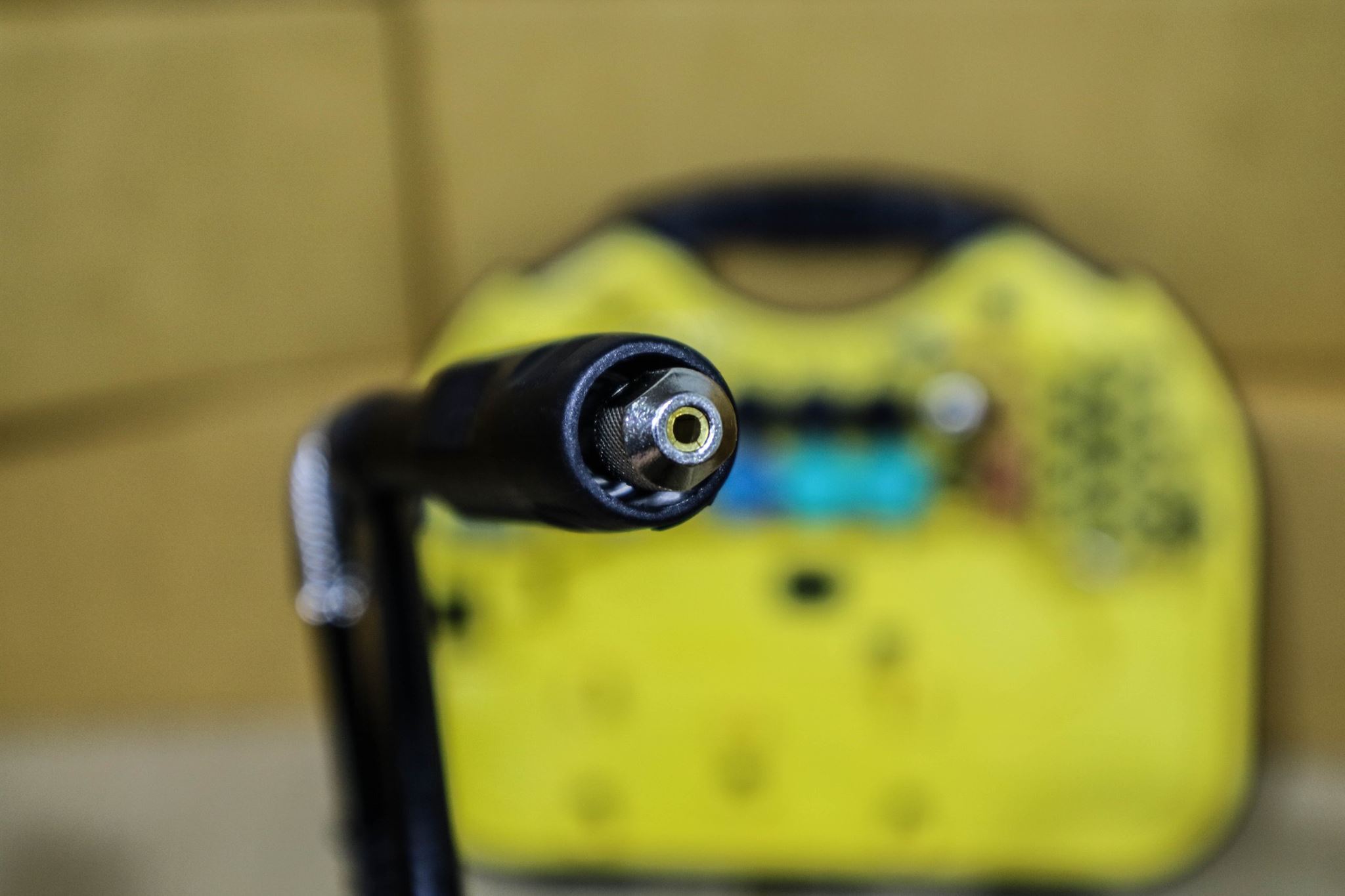 BERALA เครื่องเจียร์สายอ่อนปรับได้ 6 ระดับ