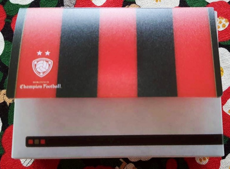 กล่อง ใส่ การ์ด นามบัตร ใส่ของ พกพา WCCF จากญี่ปุ่น World Club Champion Football ฟุตบอล Size : 10 x 7.5 cm