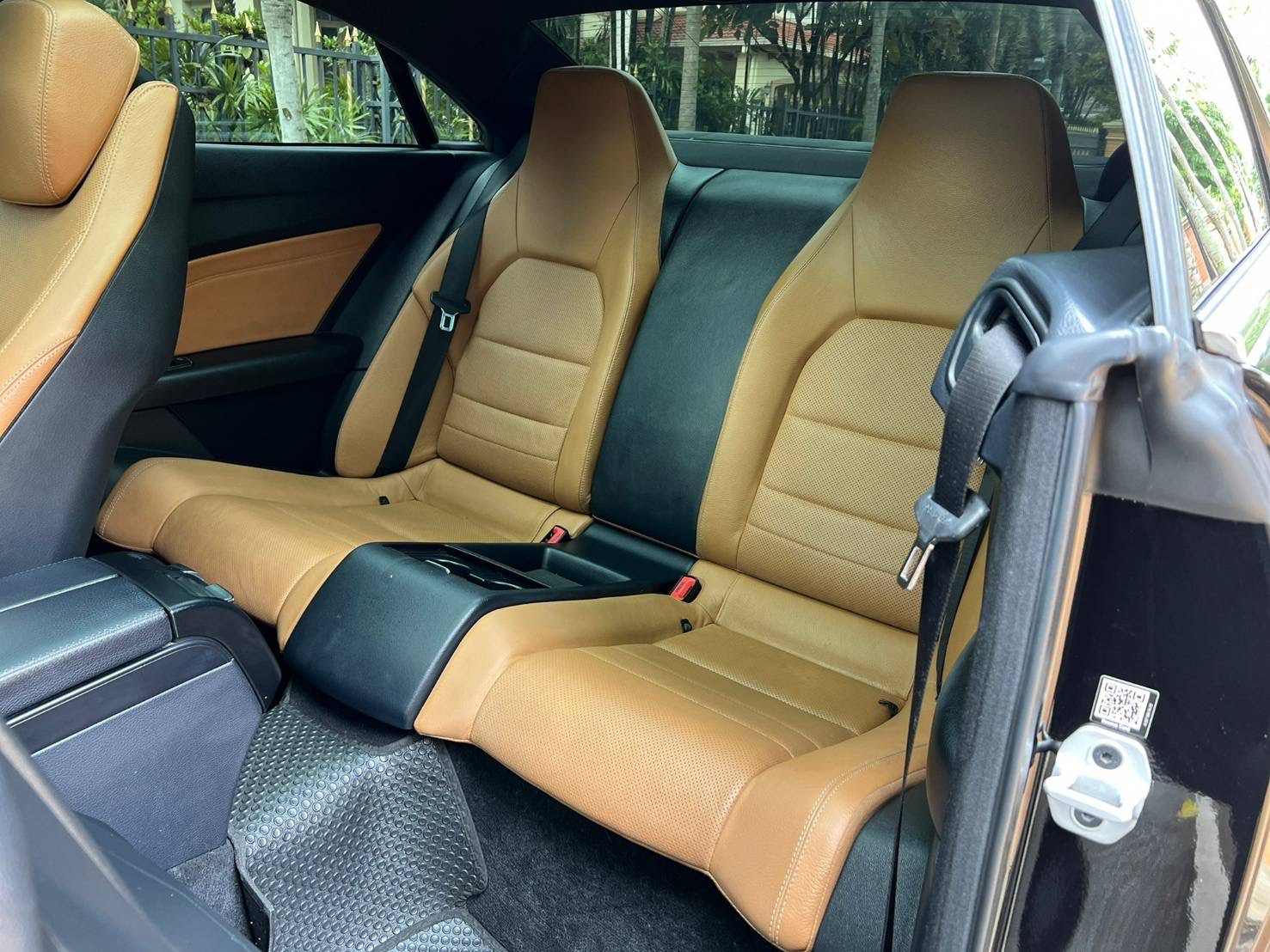 Mercedes-Benz E200 Coupe AMG Dynamic ปี 2014
