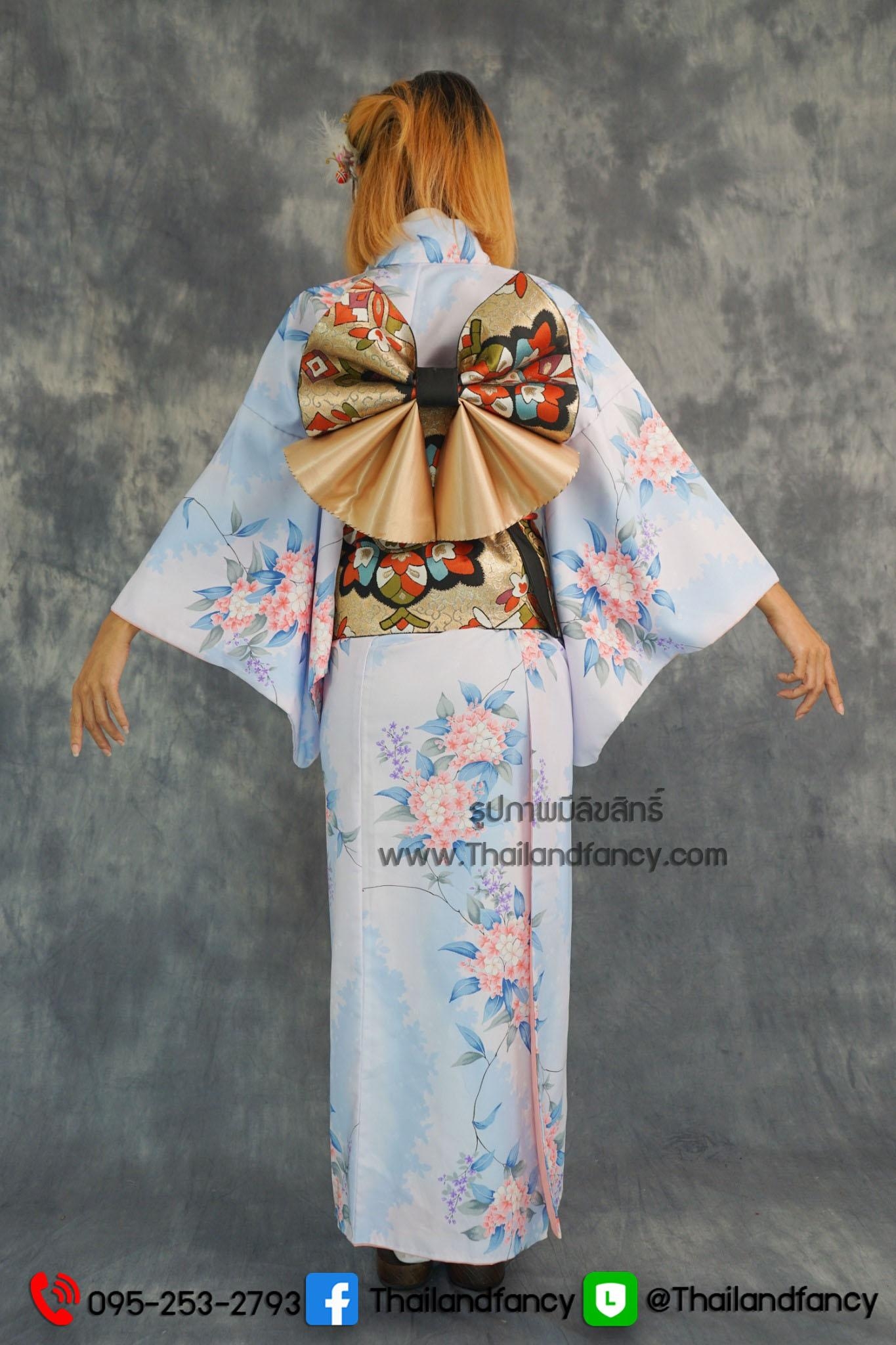 ชุดแฟนซีผู้หญิงสำหรับเช่า Kimono Costume เช่าชุดกิโมโนหญิง เช่าชุดกิโมโนกรุงเทพ เช่าชุดญี่ปุ่นหญิง ชุดญี่ปุ่นโบราณ ชุดเช่ากิโมโนผู้หญิงสีฟ้าลายดอกไม้สีโอรสและม่วง