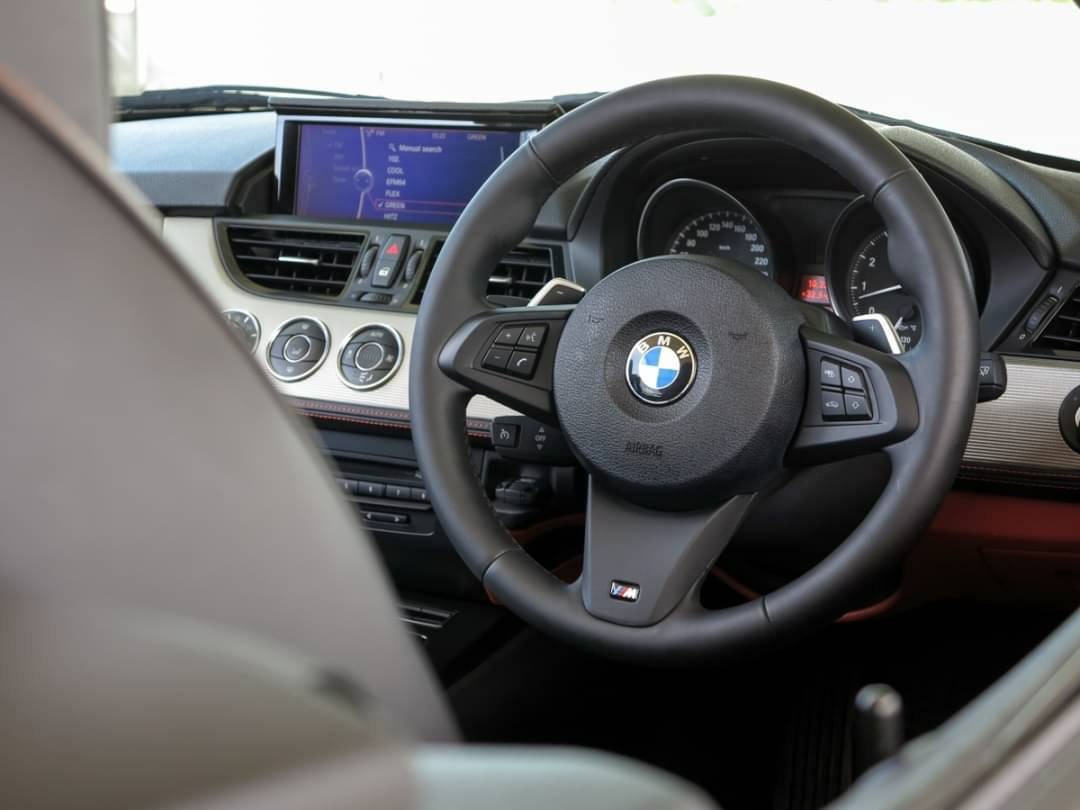 BMW Z4 Sdrive20i M Sport LCI Limited Design Pure Balance รุ่นท๊อป ปี 2014