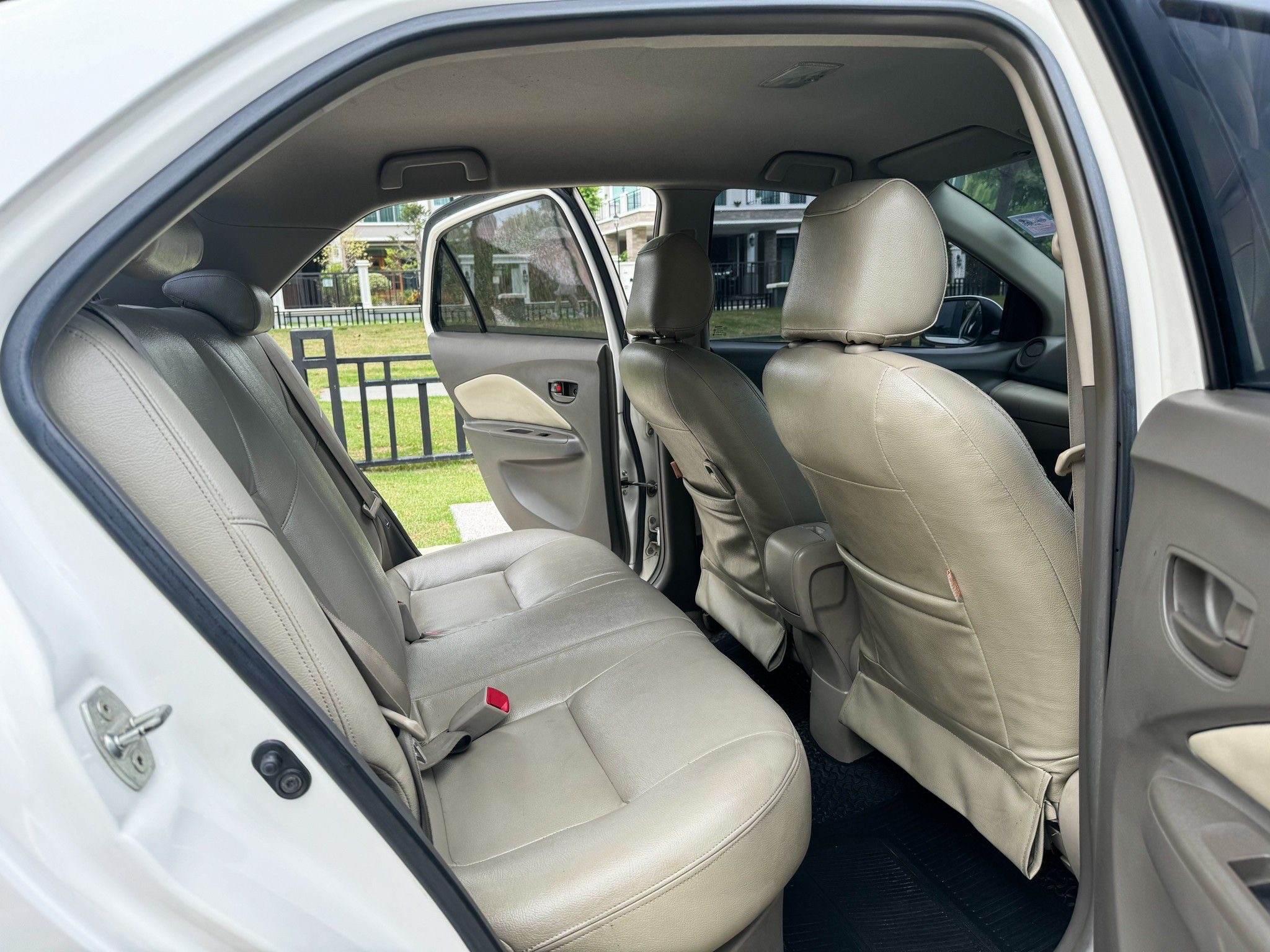 Toyota Vios 1.5 E AT ปี 2010