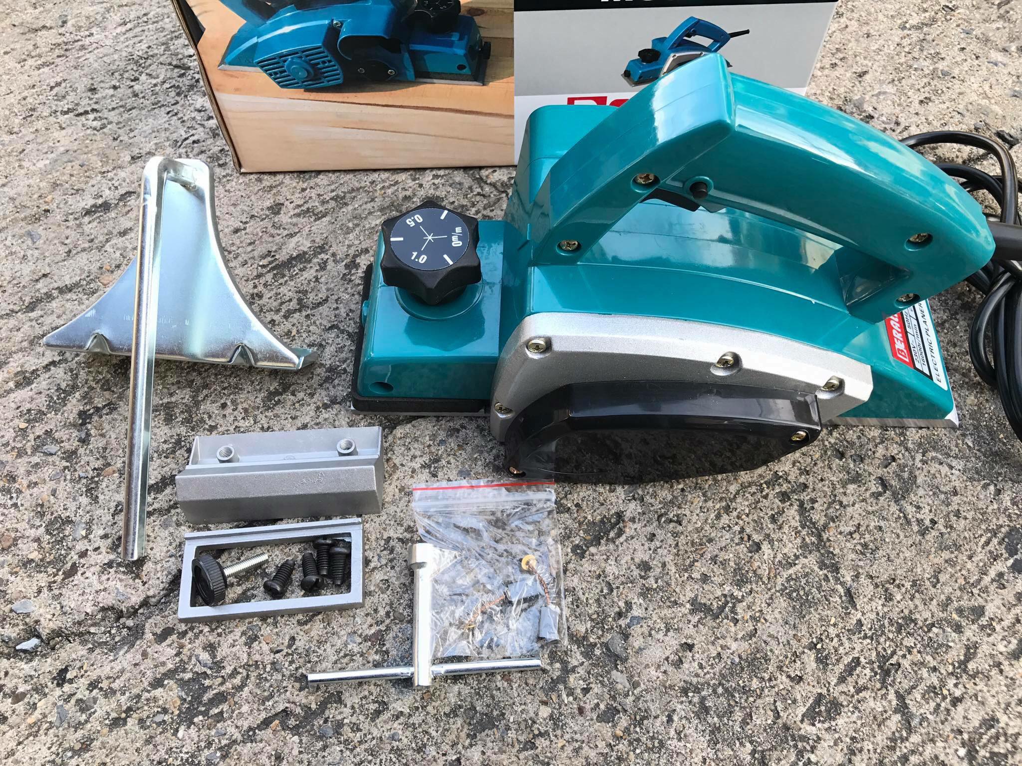 BERALA กบไฟฟ้า 3 นิ้ว รุ่น 1900 B