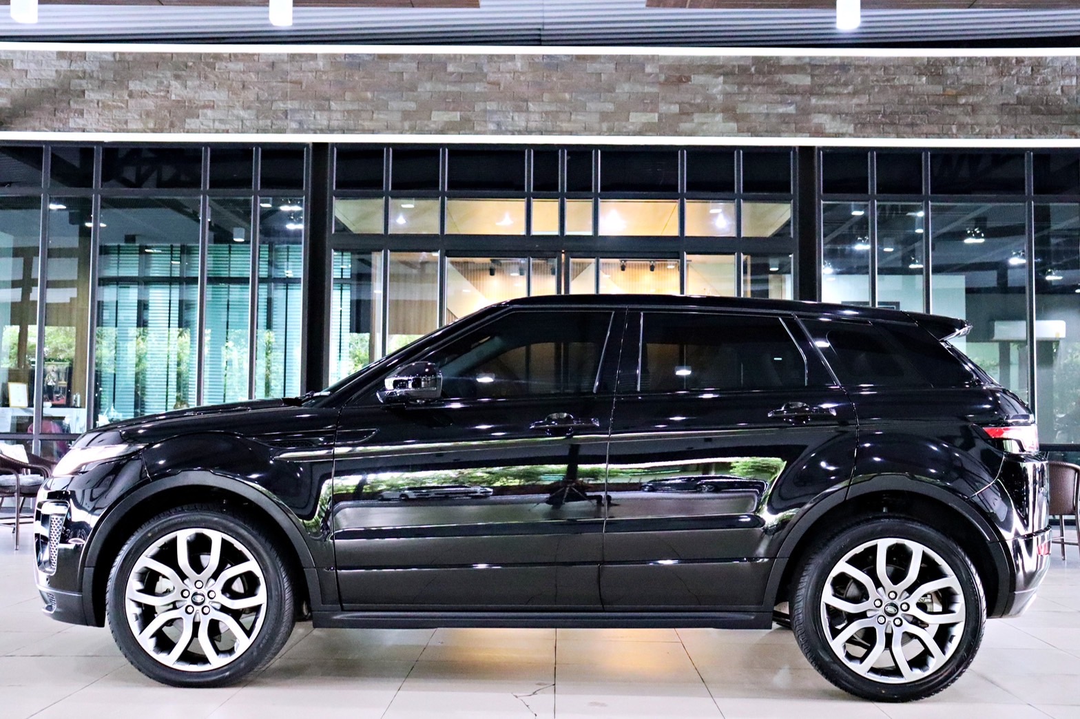 Land Rover Range Rover Evoque 2.2 SD4 HSE Dynamic รอจดปี 2022