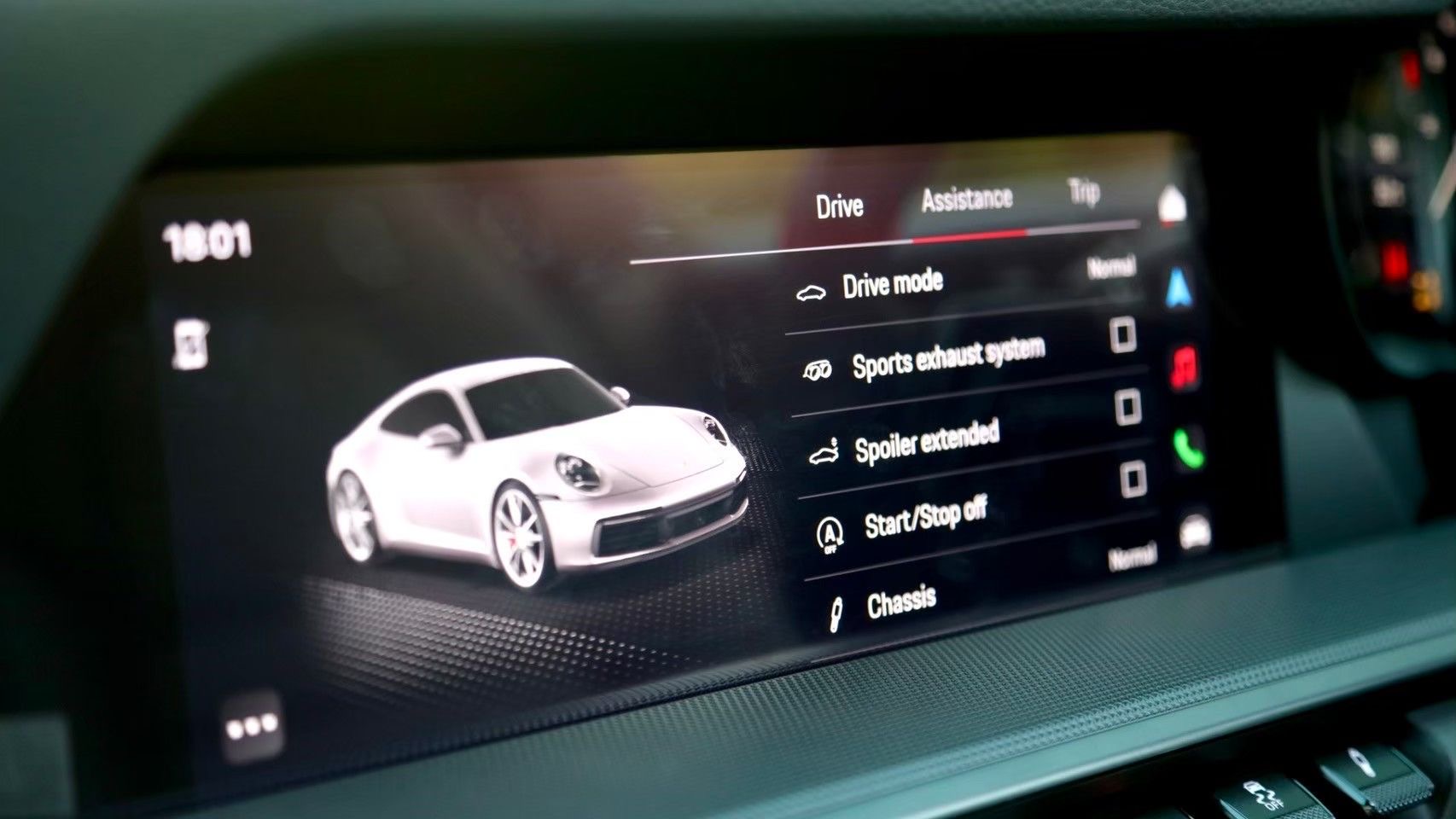 Porsche 992 Carrera 4 ปี 2023