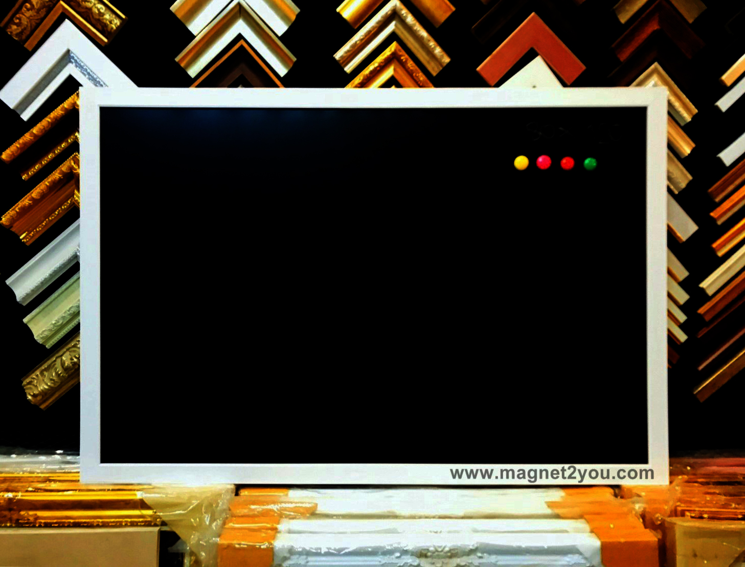 กระดานดำแม่เหล็ก 80x120 ติดผนัง กรอบไม้สนเลือกสีได้