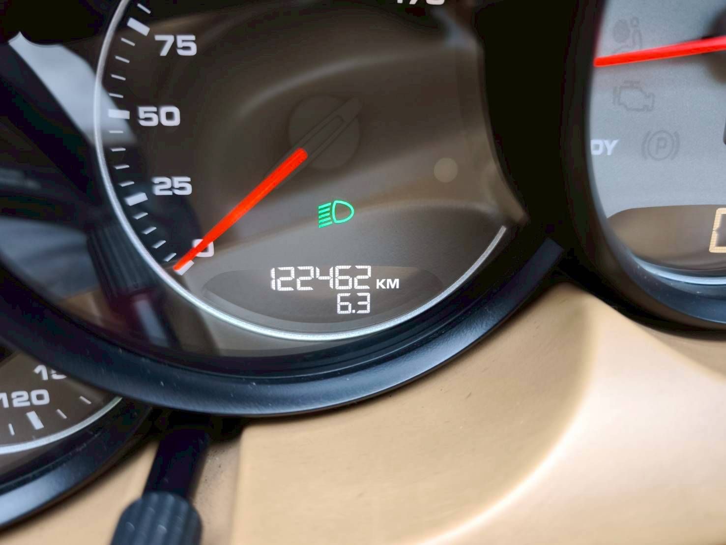 PORSCHE CAYENNE 3.0 HYBRID ปี 2013