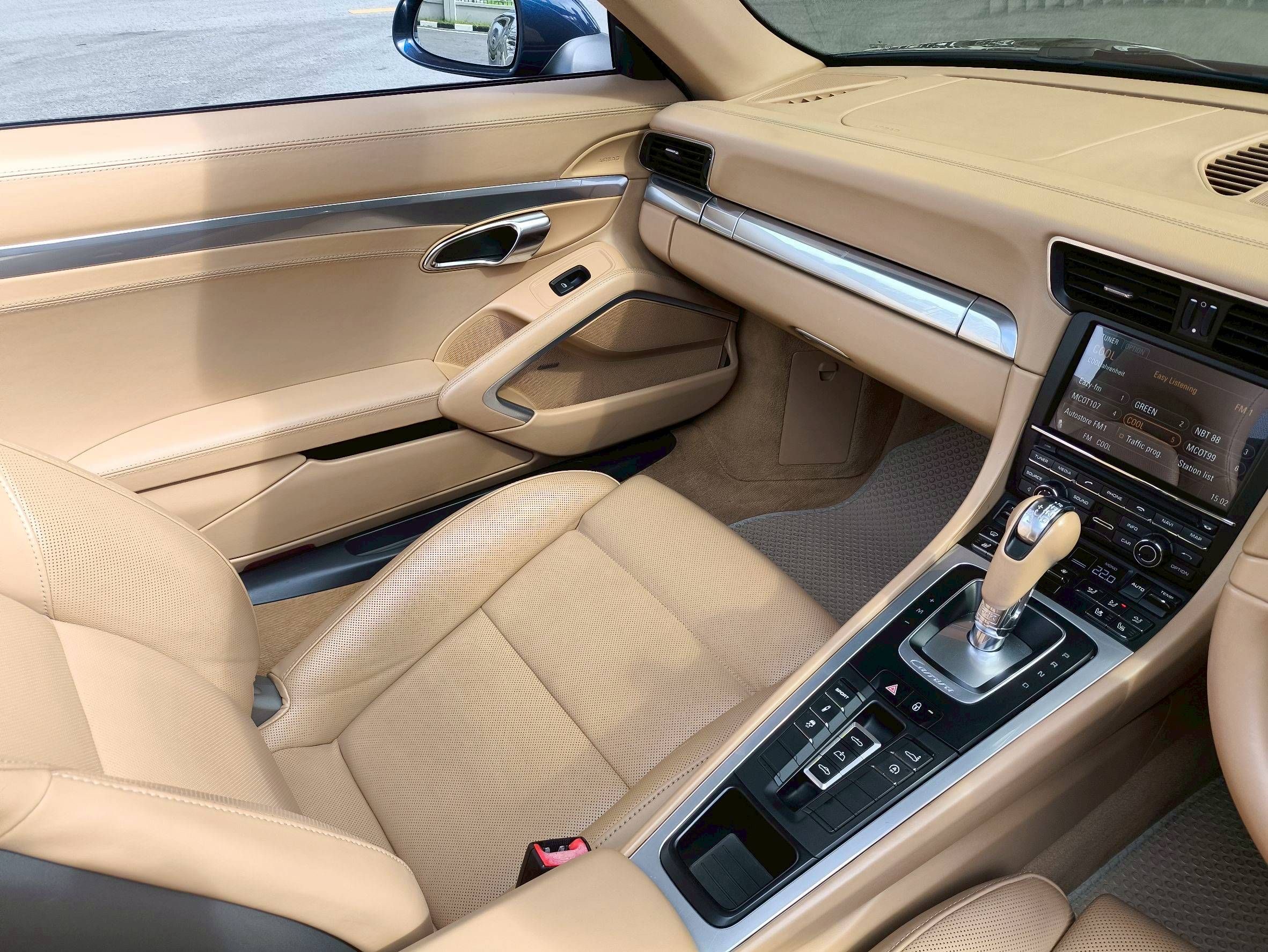 PORSCHE 911 Carrera S Cabiolet ปี 2012