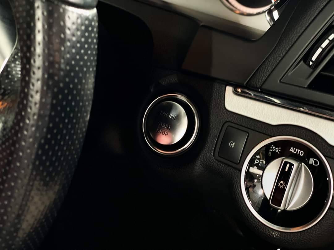 Mercedes-Benz E200 Coupe AMG ปี 2013