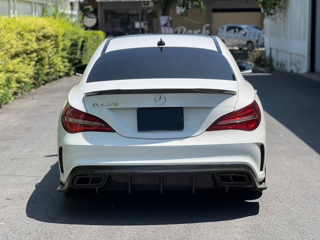 Mercedes Benz CLA250 AMG White Art Edition ปี 2018