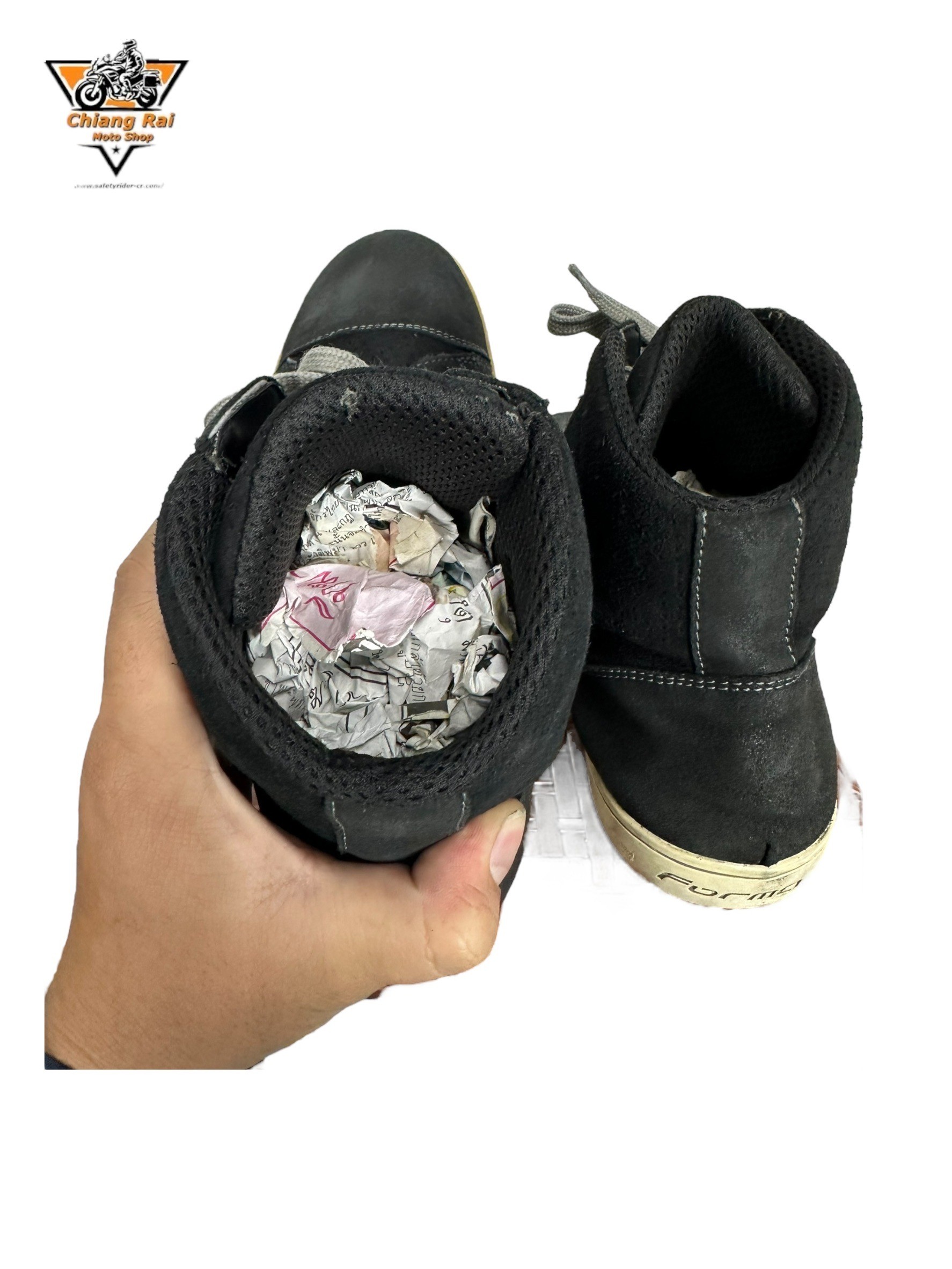 รองเท้าขี่มอเตอร์ไซด์( มือสอง) RCBS-485 Size ขนาดจากป้าย 45:EUR / 10:UK / 27.9:Cm.(Forma)