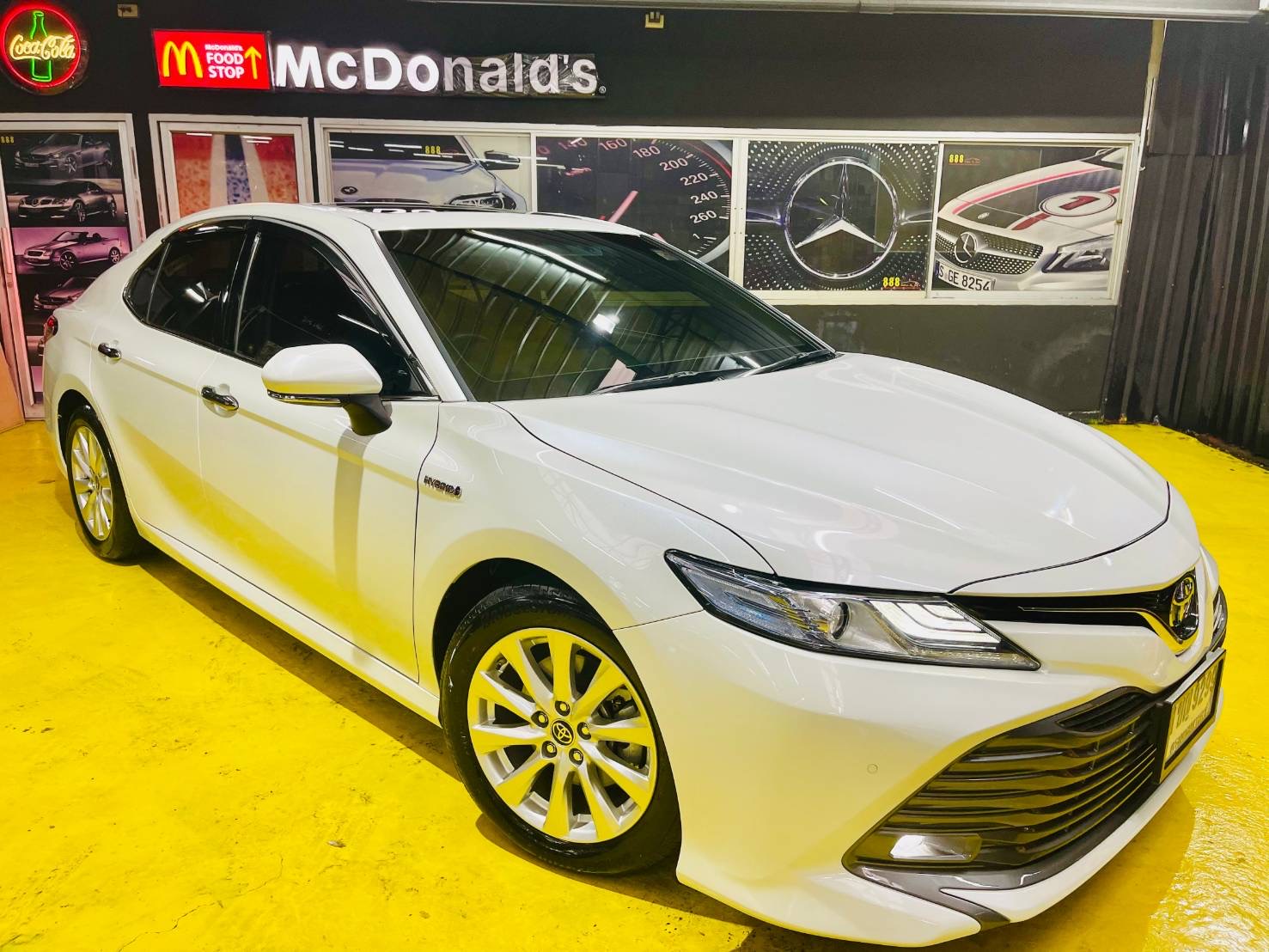 TOYOTA CAMRY 2.5HV PREMIUM SUNROOF ตัวTOPสุดในรุ่น ปี 2019