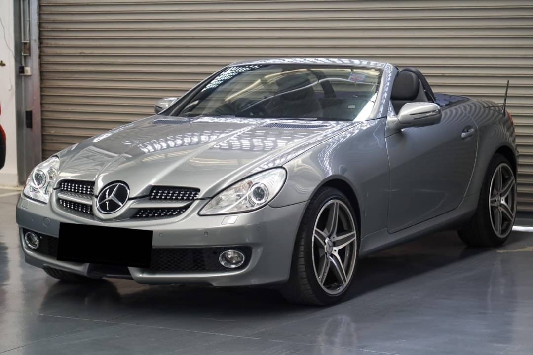 Mercedes Benz SLK200 AMG โฉม facelift แท้ สีเทา ปี 2011