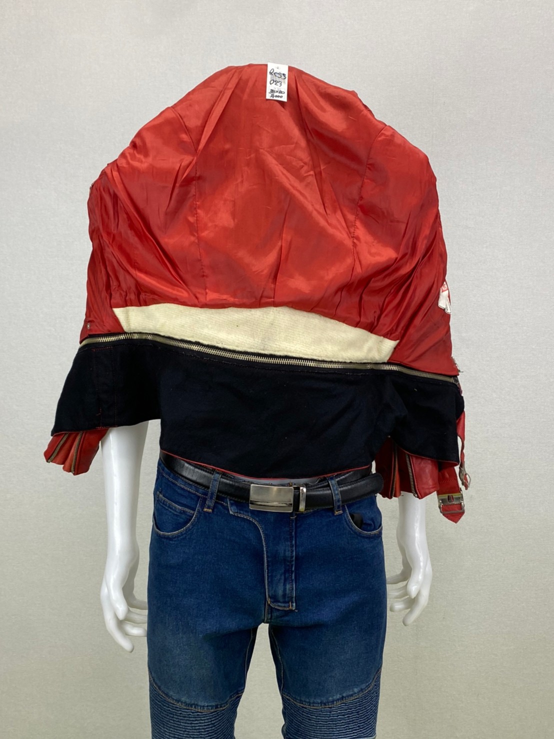 เสื้อการ์ดสำหรับขี่มอเตอร์ไซด์( มือสอง) RCSS 023: อก 38" ยาว 20" ** HARRO**