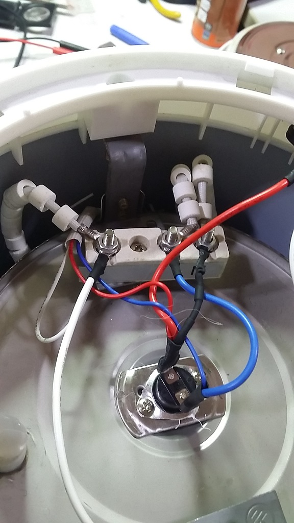 ซ่อมหม้อหุงข้าว ยี่ห้อ SHARP รุ่น 20 ลิตร อาการตัดไฟก่อนข้าวสุก