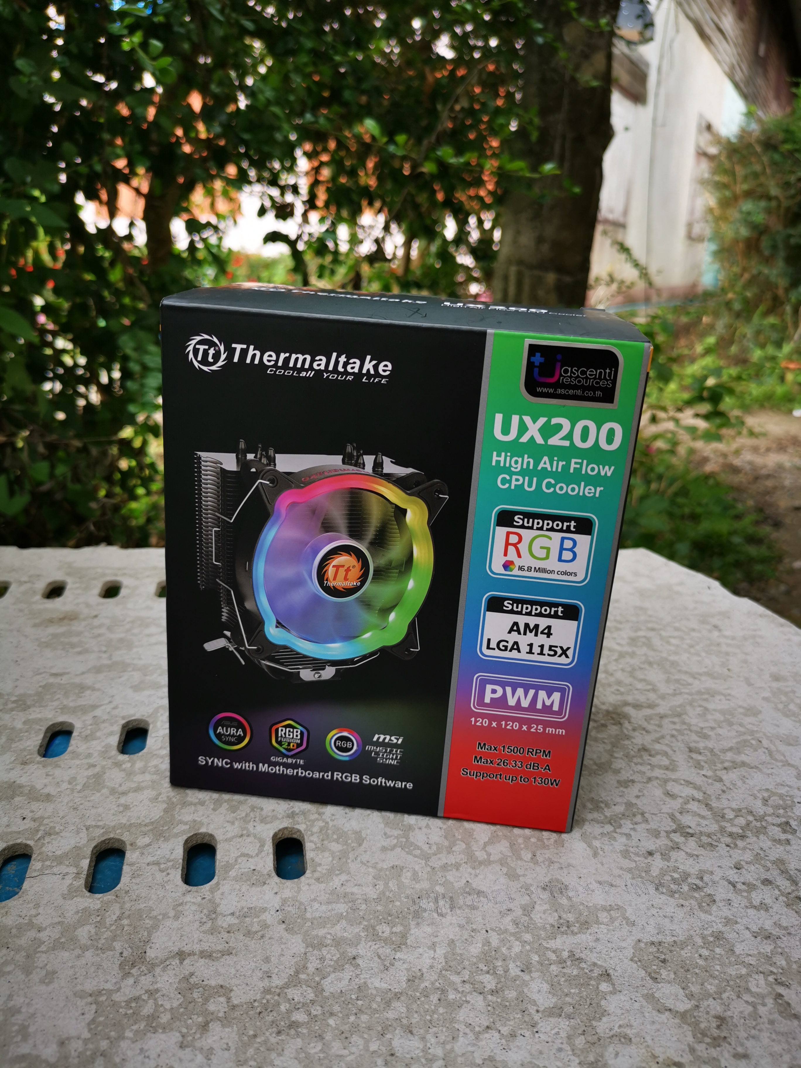 THERMALTAKE UX200 ARGB