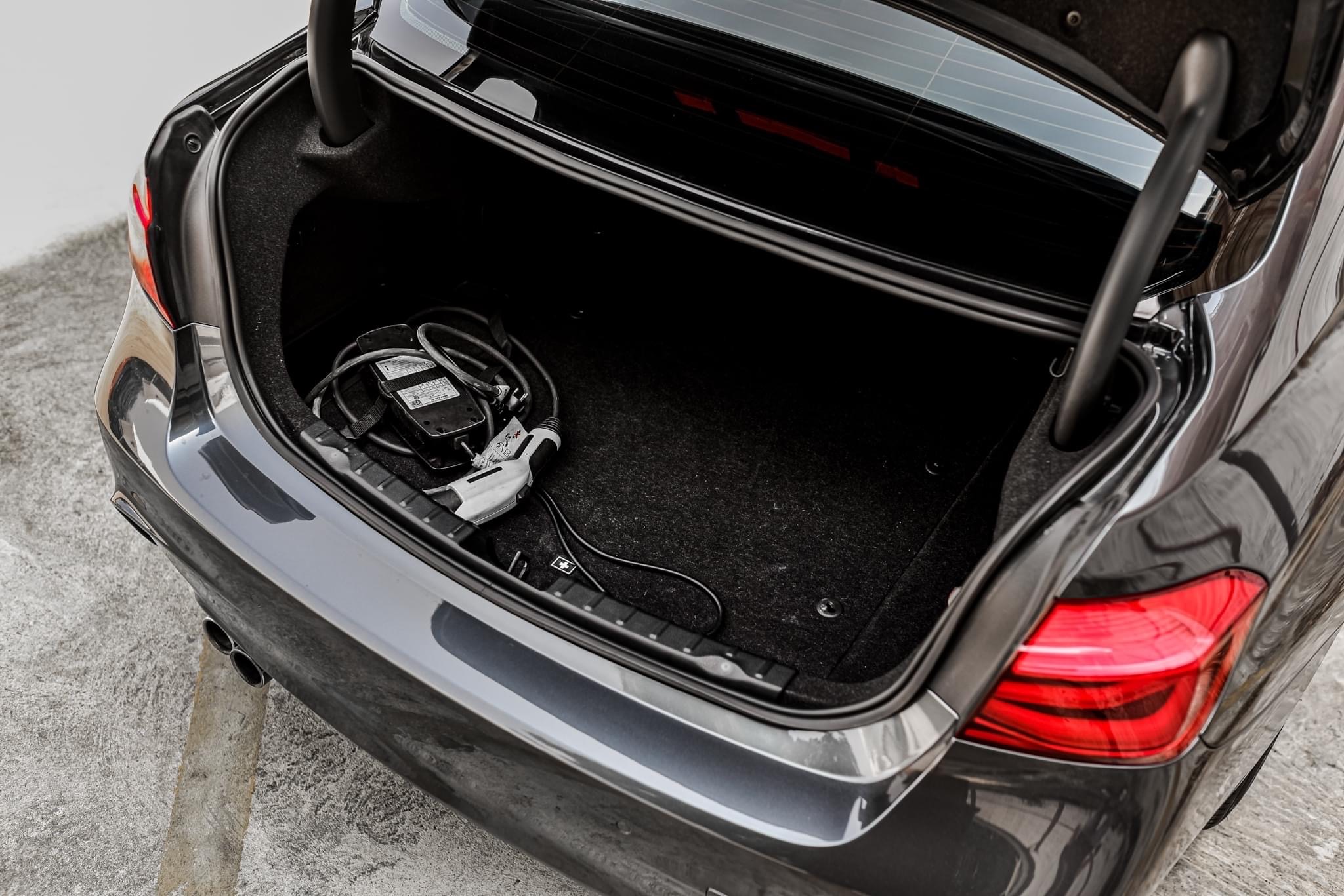 BMW 330e Msport เลขไมล์นางฟ้า ปี 2016