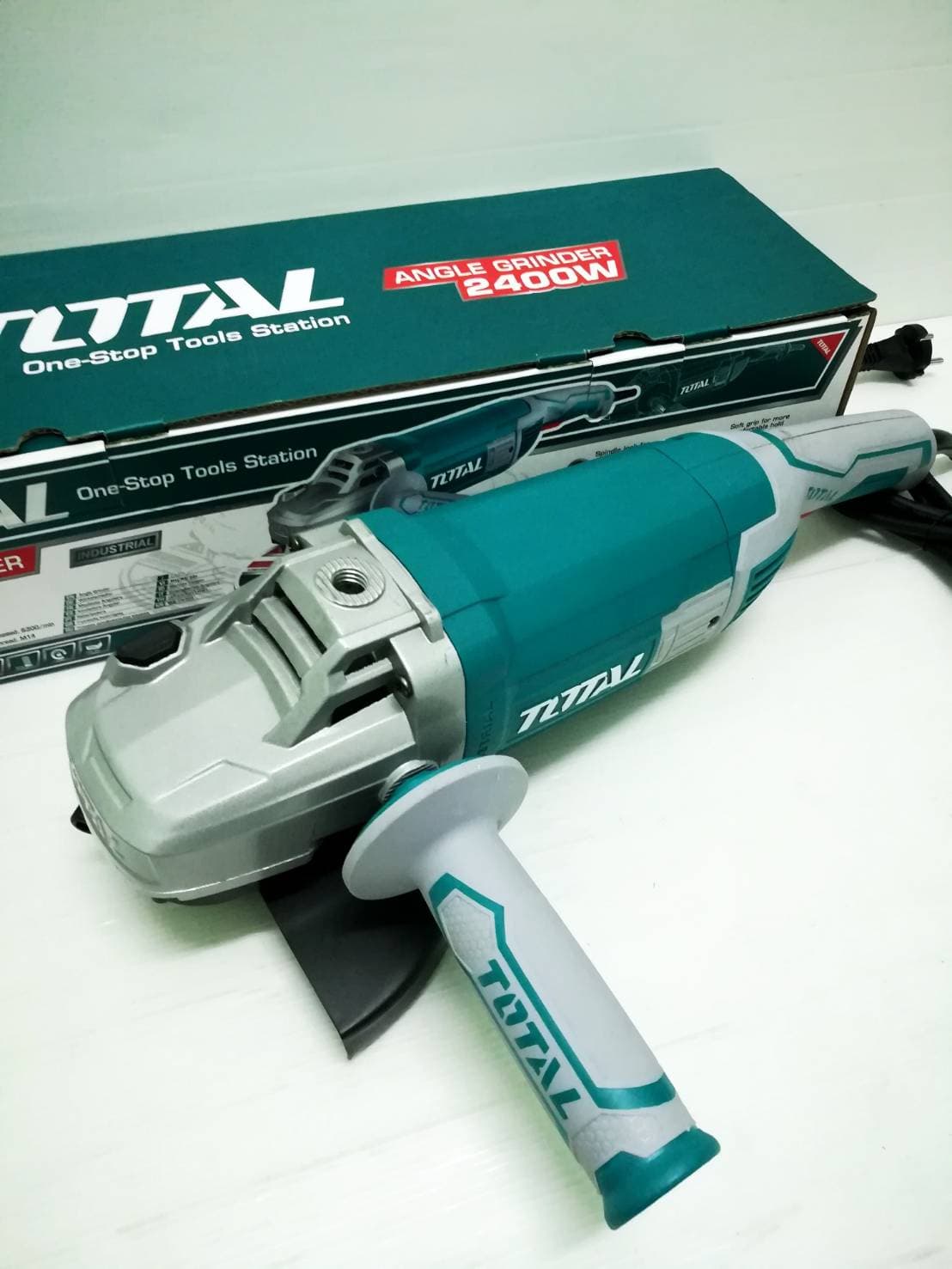 เครื่องเจียร์ไฟฟ้า 7 นิ้ว Total