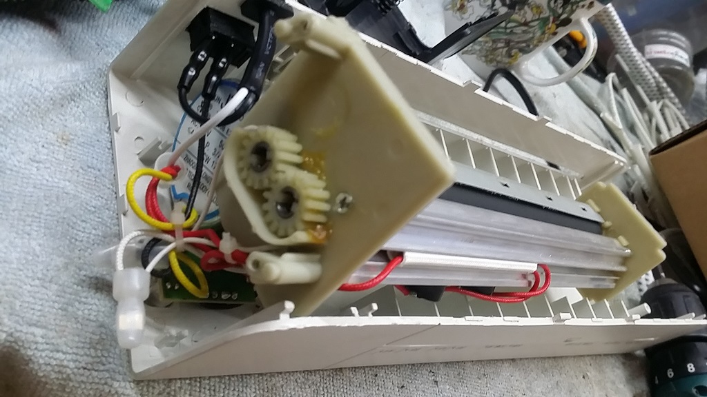 ซ่อมเครื่องเคลือบบัตรความร้อน AmazonBasics อาการฟิล์มเคลือบติดด้านใน