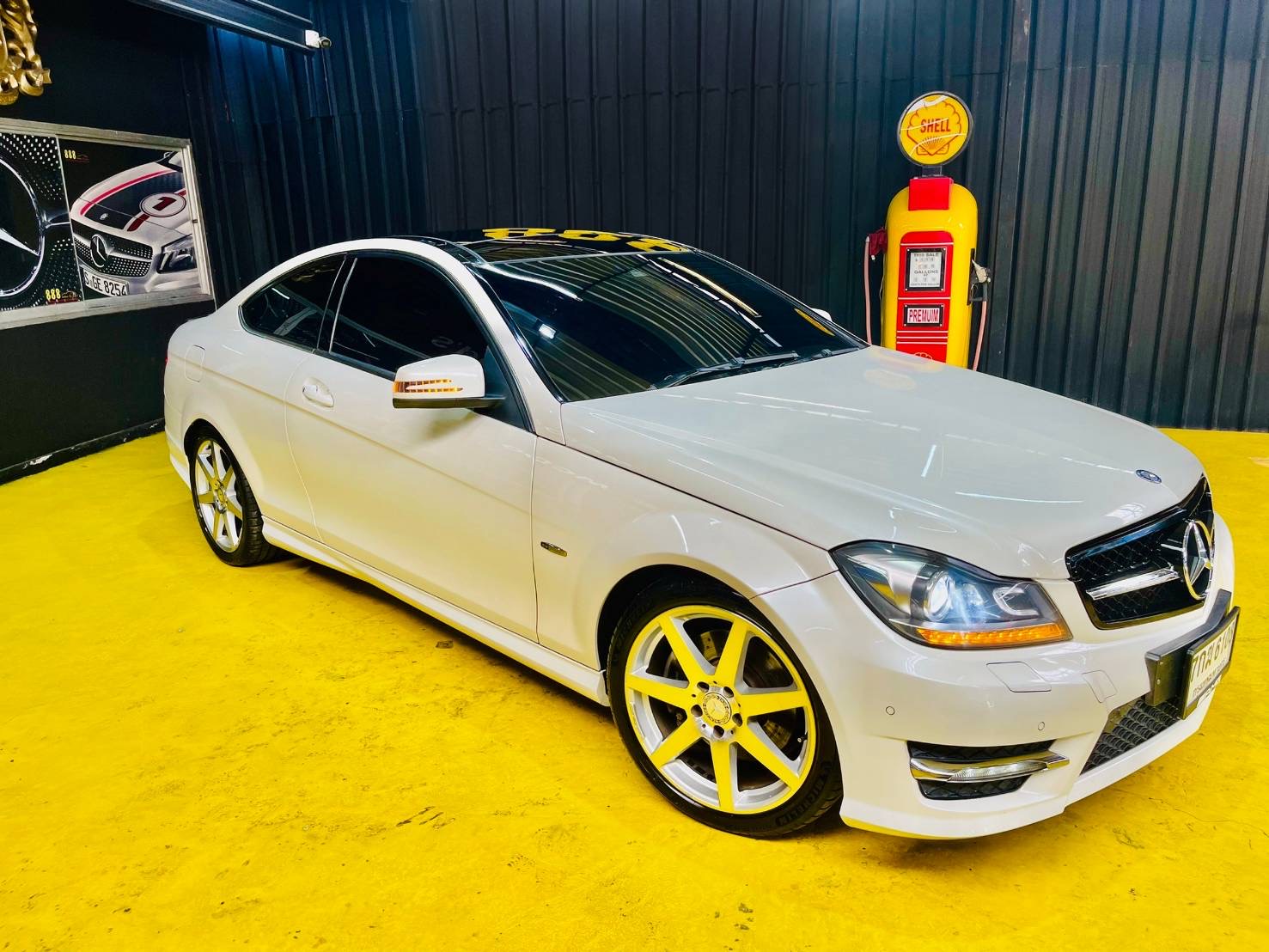 Mercedes BENZ C180 COUPE AMG ปี 2012