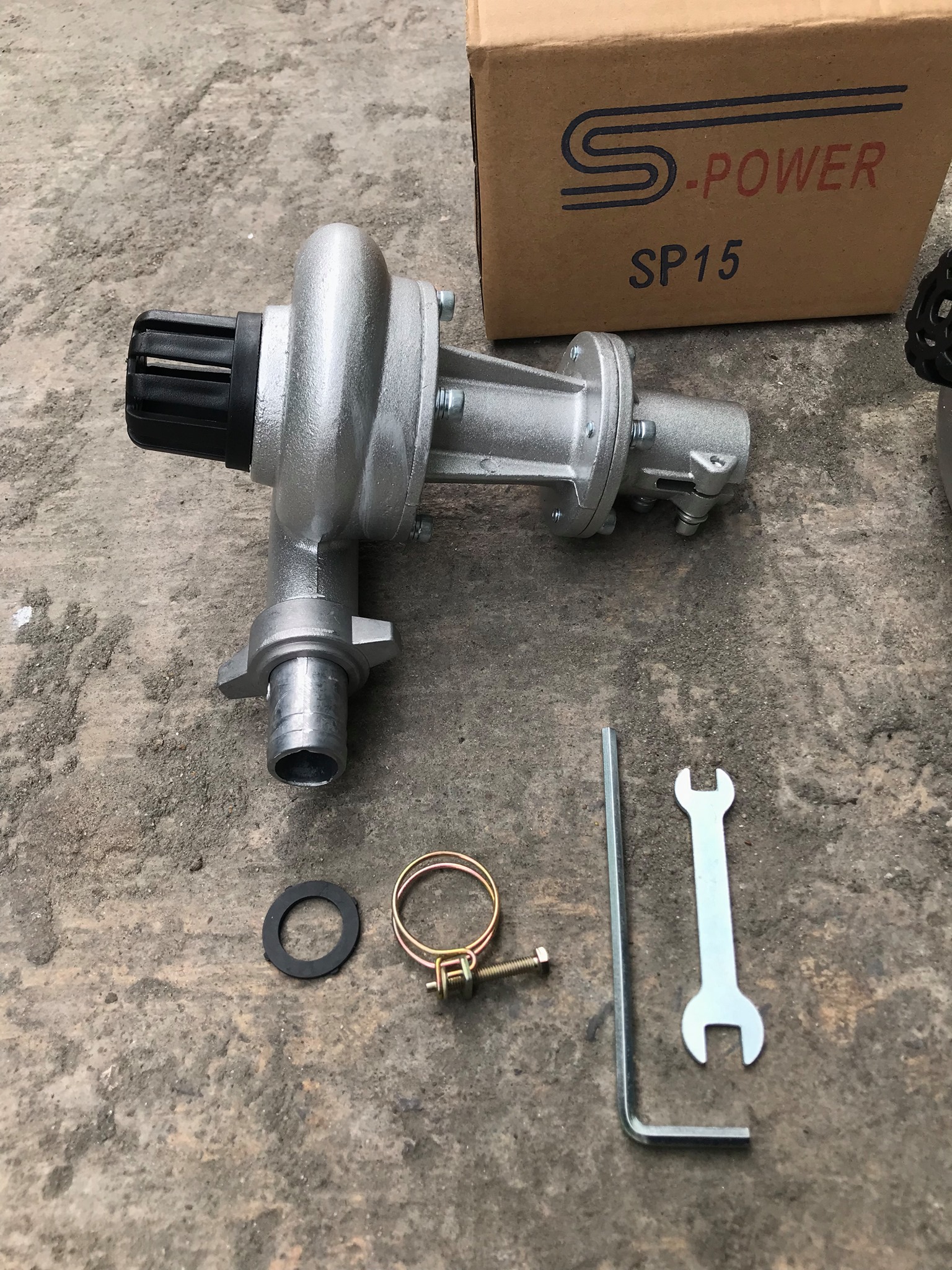 หัวปั๊มน้ำ 1" และ 1.5” ต่อกับเครื่องตัดหญ้า