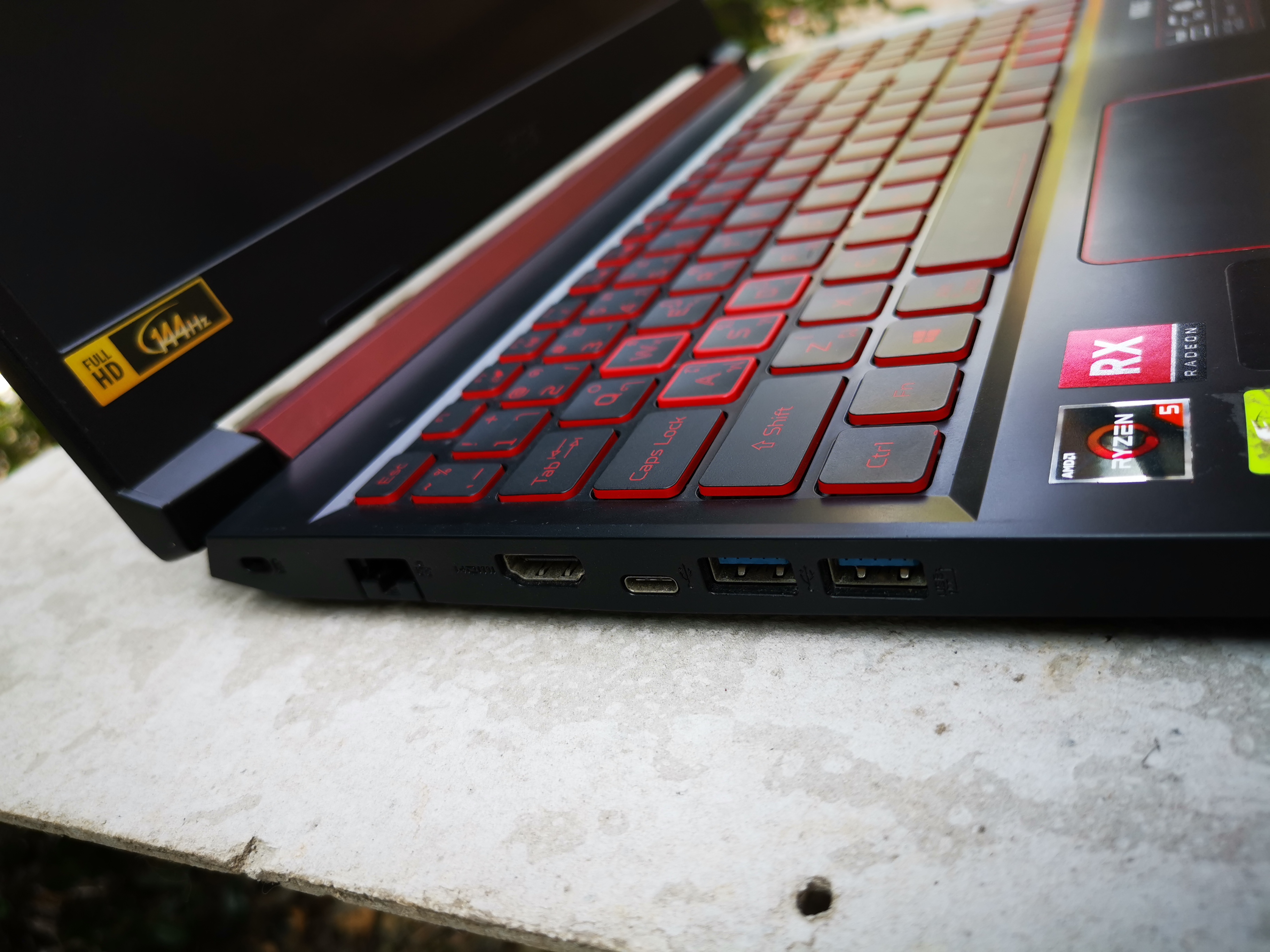 Acer Nitro AN515-43-R2PM