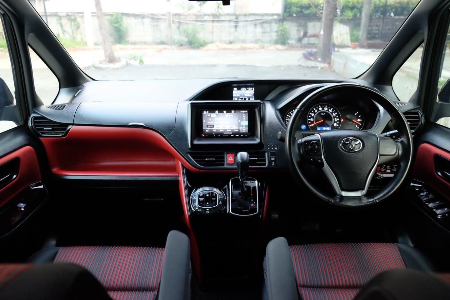Toyota VOXY (ZS) ตัวไมเนอร์เชน ปี 2020