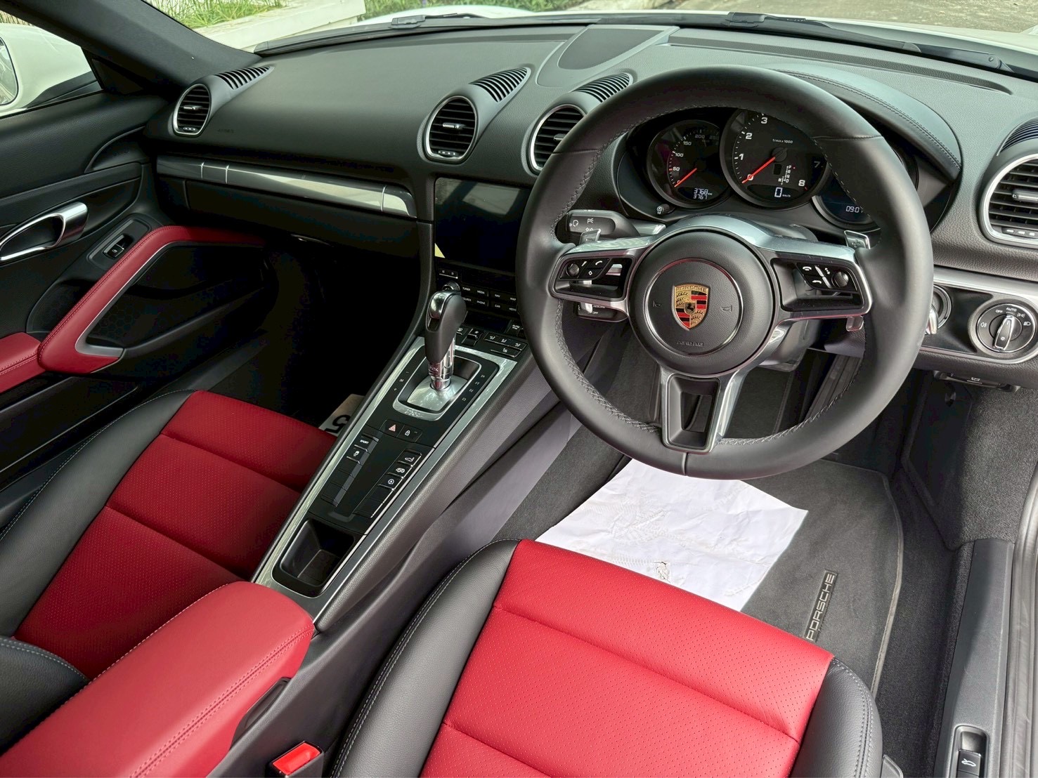 Porsche 718 Cayman Style Edition AAS ปี 2024