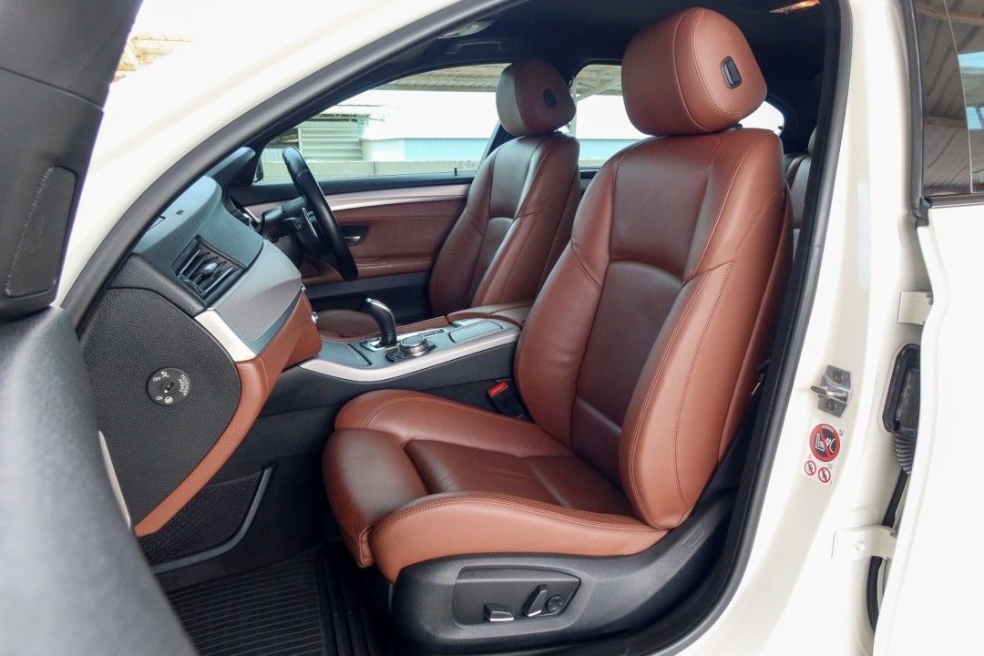 BMW 528i M Sport Lci ปี 2015