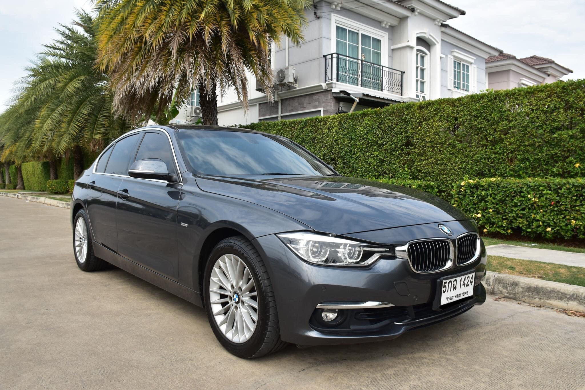 BMW F30 320i LuxuryLine ปี 2016