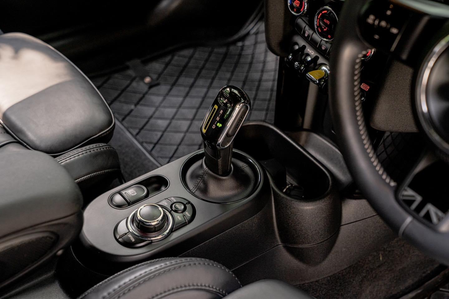 MINI Cooper SE Hatchback ปี 2022