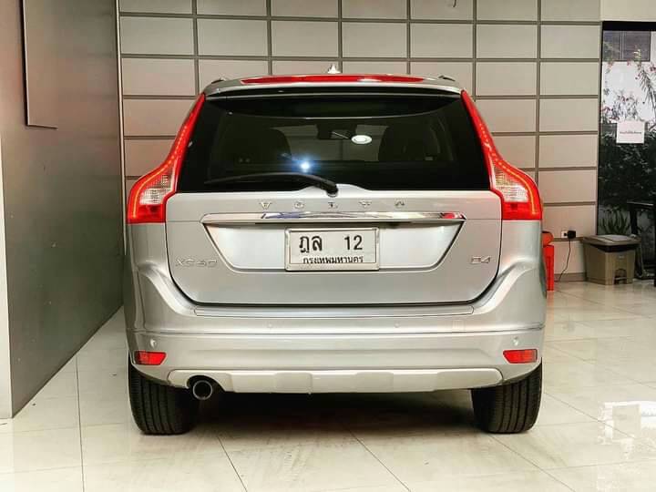 Volvo XC60 D4 Drive 2.0 V5 163 hp ปี 2014