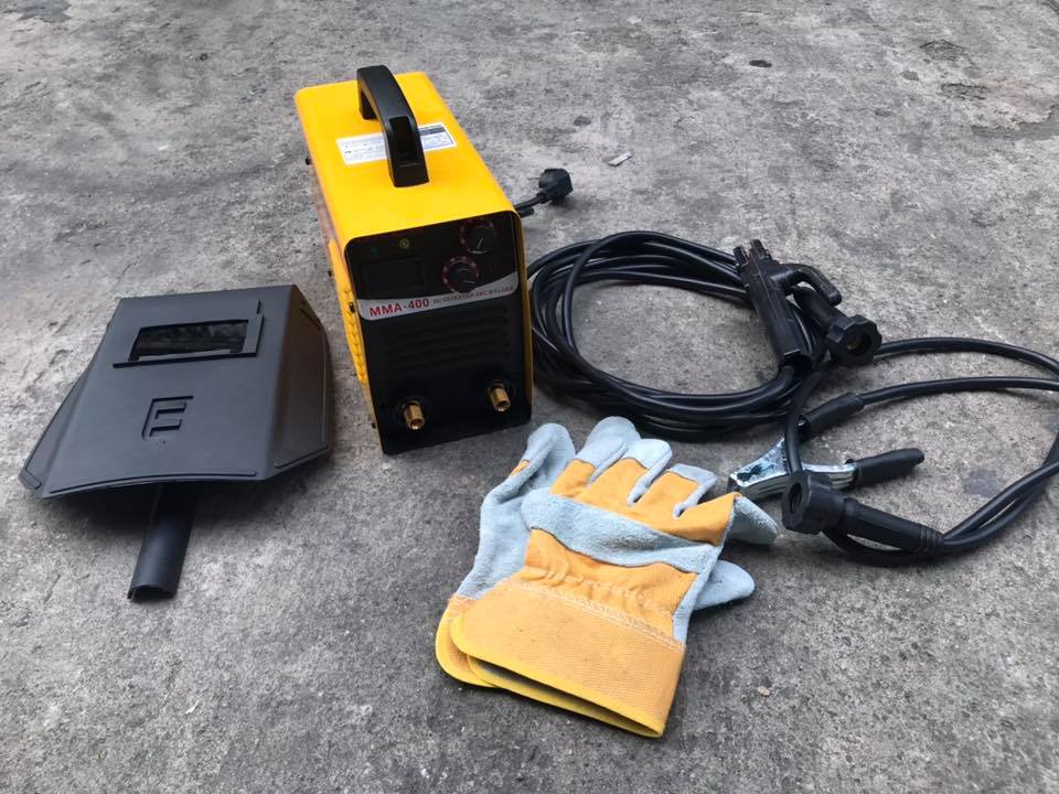 ตู้เชื่อมยี่ห้อ UKEN MMA 400A รุ่น 2 ปุ่ม