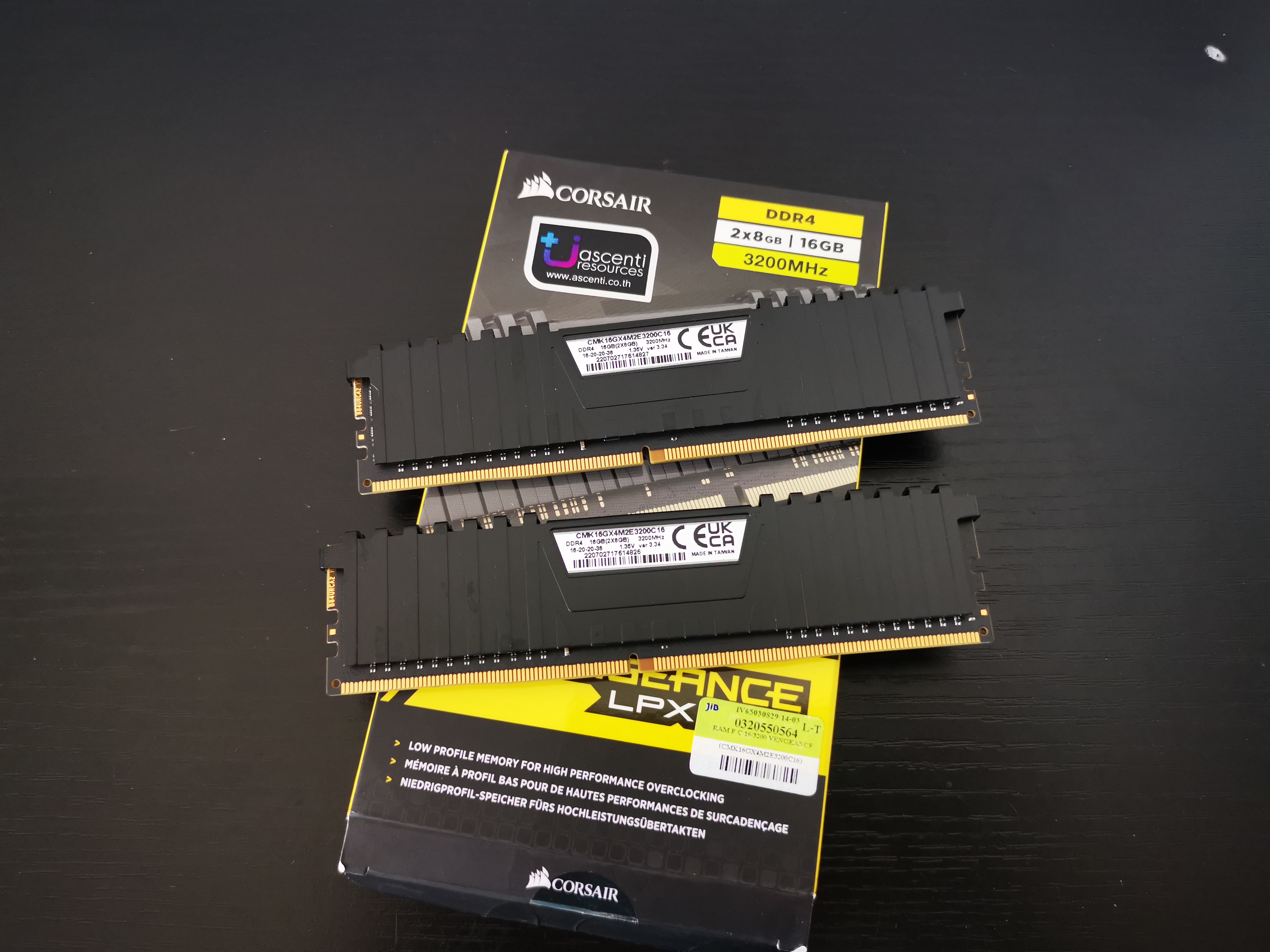 RAM Corsiar VENGEANCE LPX DDR4 16GB(8X2)/3200