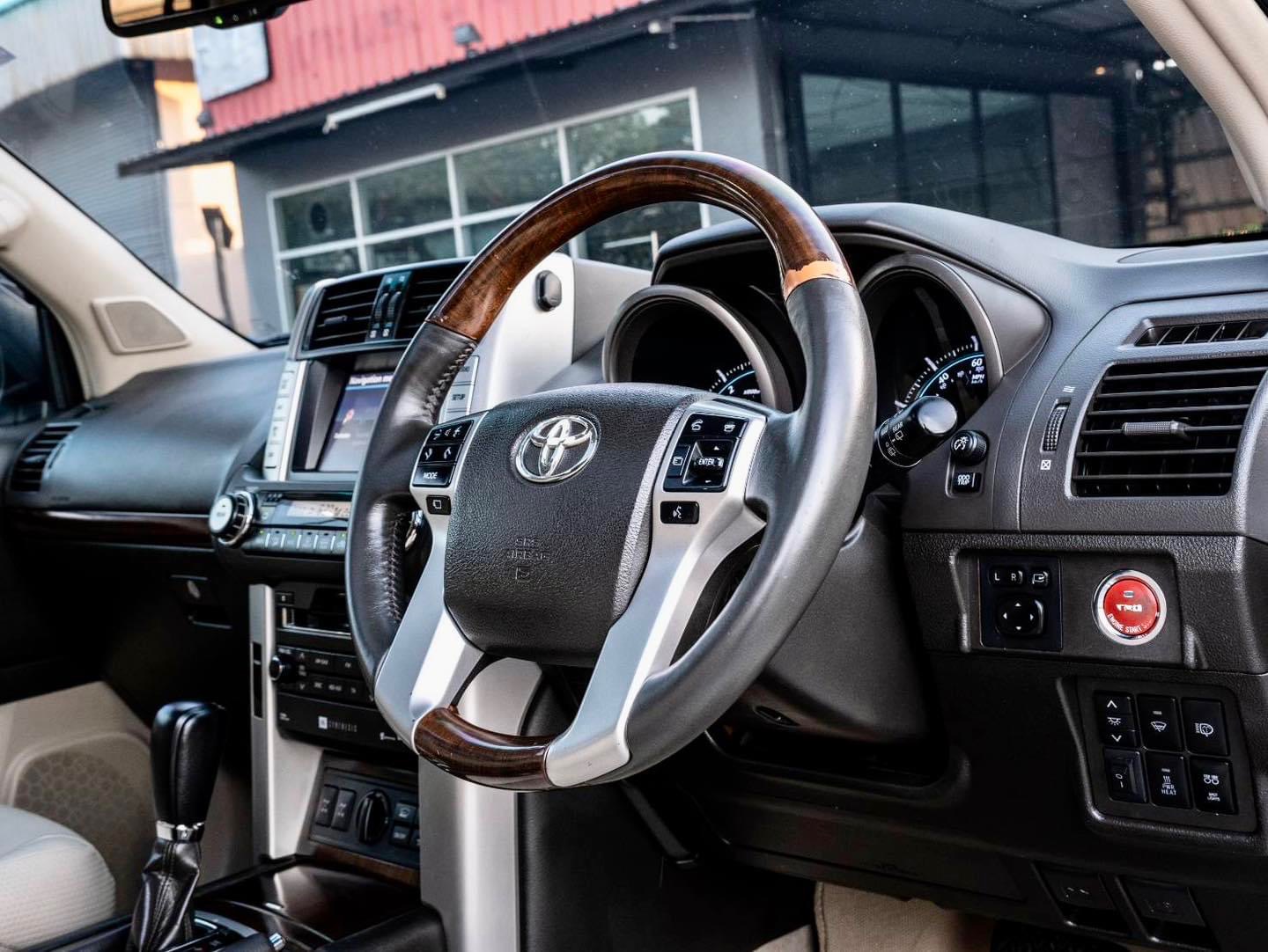 Toyota Land Cruiser Prado 150 3.0Diesel 60th Anniversary Edition ปี 2012