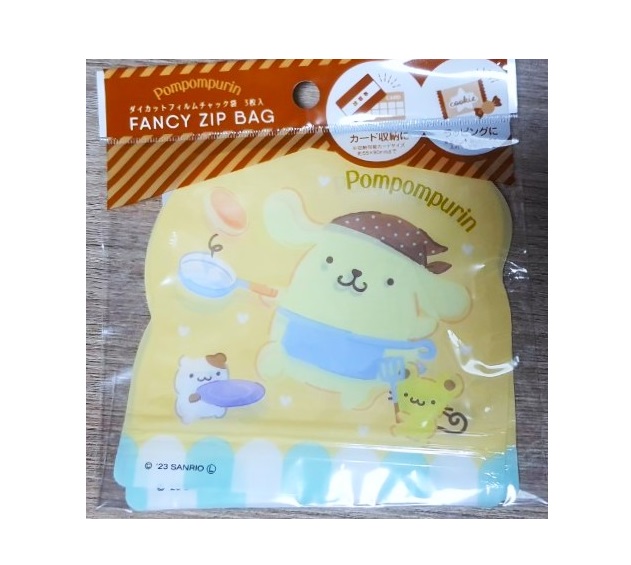 SANRIO Pompompurin Fancay zip bag ถุง ซิปล็อค ปอมปอมปูริน ของแท้จากญี่ปุ่น Size : 13 x 13 cm 1 แพ๊ค มี 3 ใบ 80.00 บาท