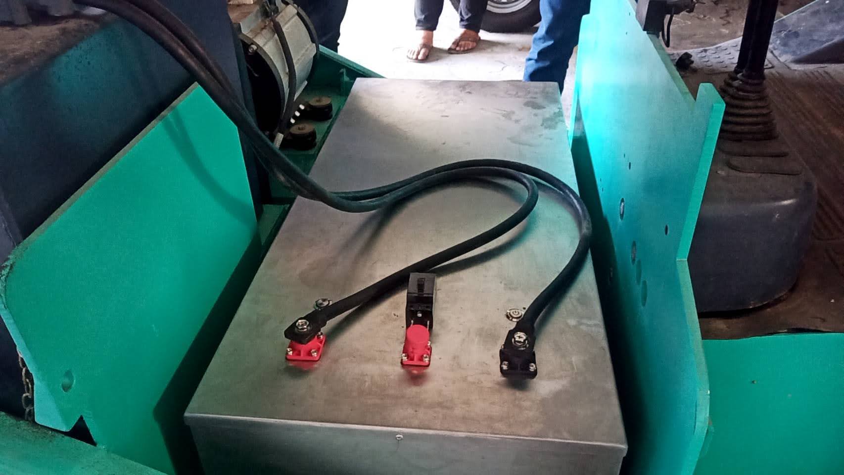 แบตเตอรี่ลิเทียม 48v 200ah 280ah 300ah 350ah สำหรับรถโฟล์คลิฟไฟฟ้า