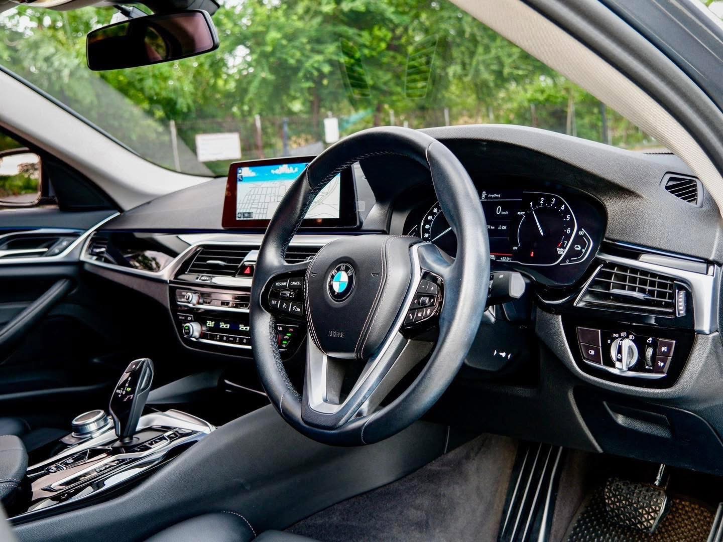 BMW G30 530e Elite Plug-in Hybrid LCI Minorchange ปี 2021