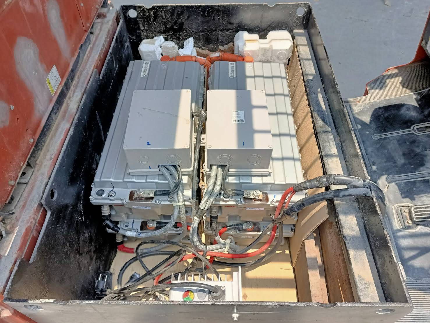 แบตเตอรี่ลิเธียม สำหรับ โฟลคลิฟท์ไฟฟ้า Microvast 48v 200ah