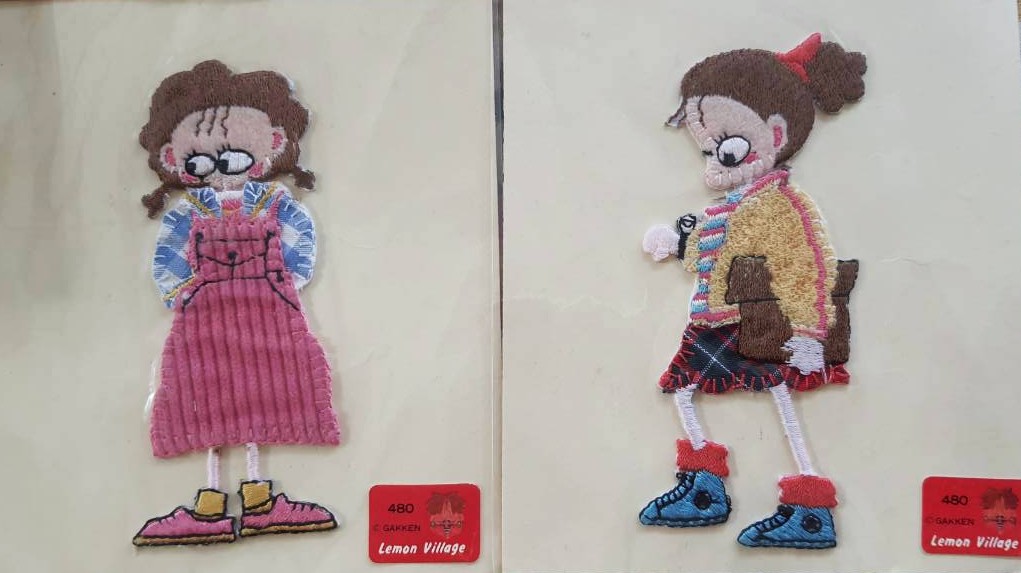 ตัวรีดเสื้อ / ผ้า / กระเป๋า Lemon Village จากญี่ปุ่น 1 ฟรี 1 ได้ทั้ง 2 ลาย 2 ชิ้น Size : 10 cm